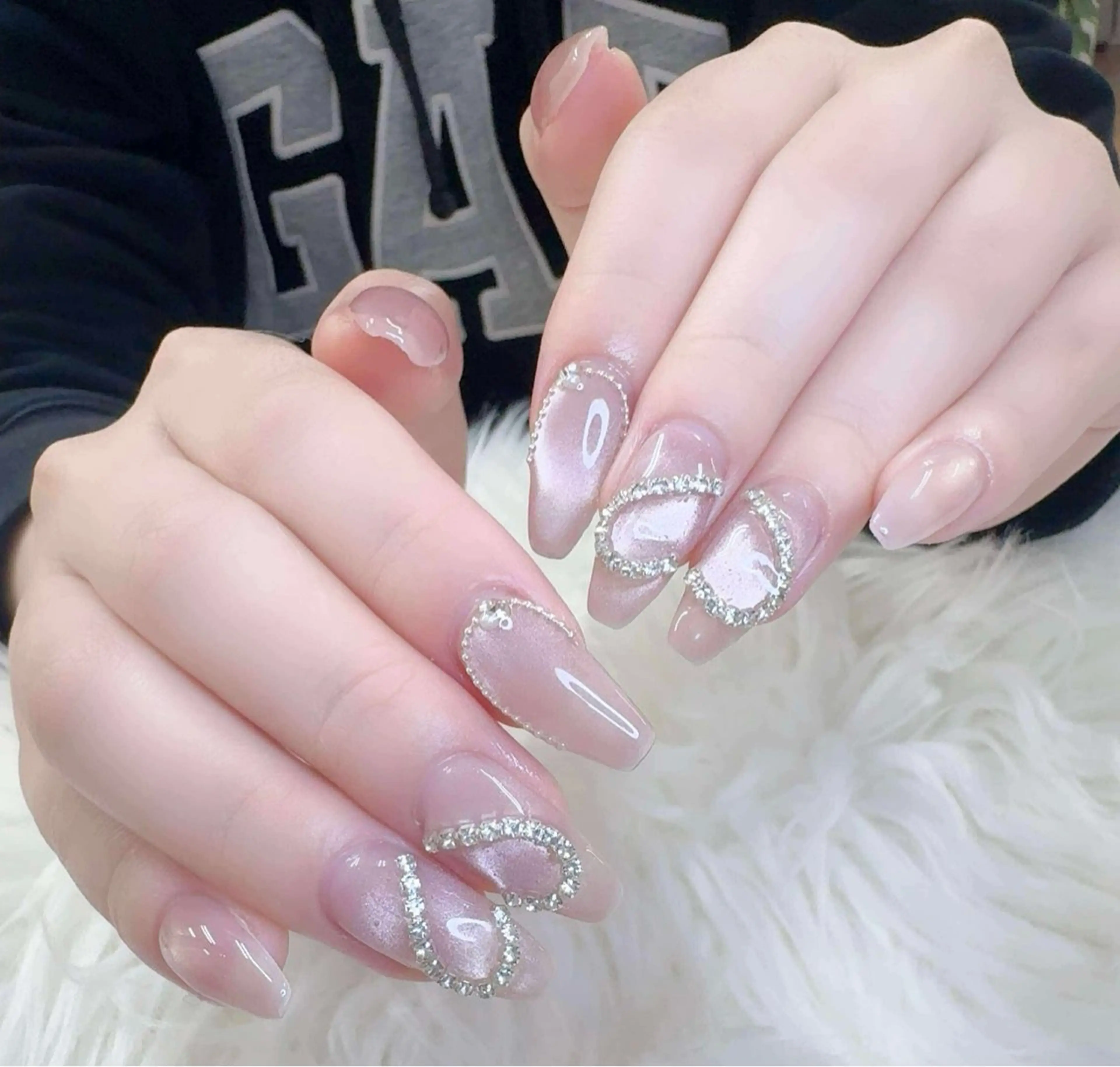 ネイル 成人式 フレンチネイル グラデーション 韓国ネイル マグネットネイル ハンドネイル Squeen Nailのネイルデザイン