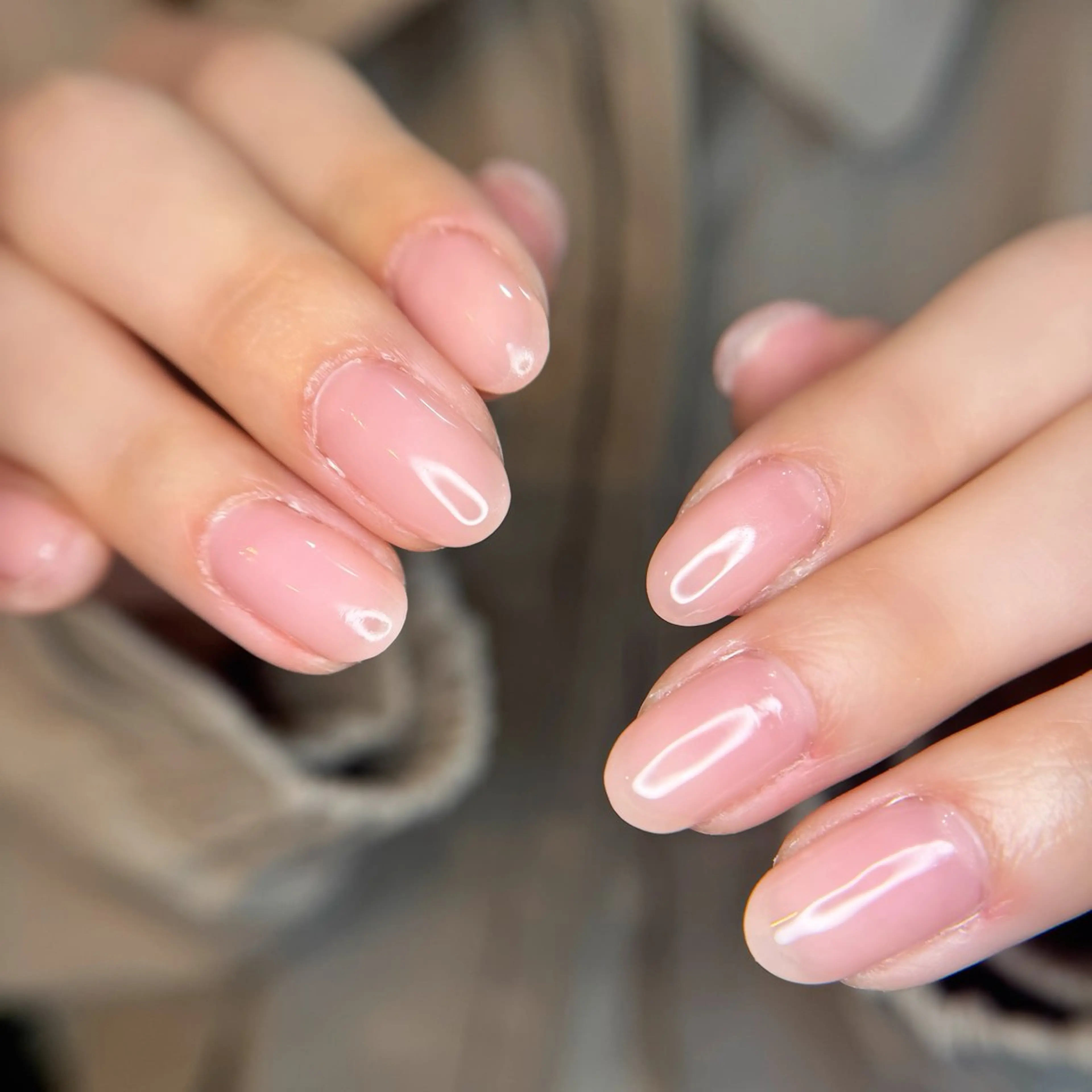 ネイル オフィスネイル ハンドケア LOOP所属・LOOP kanaのネイルデザイン