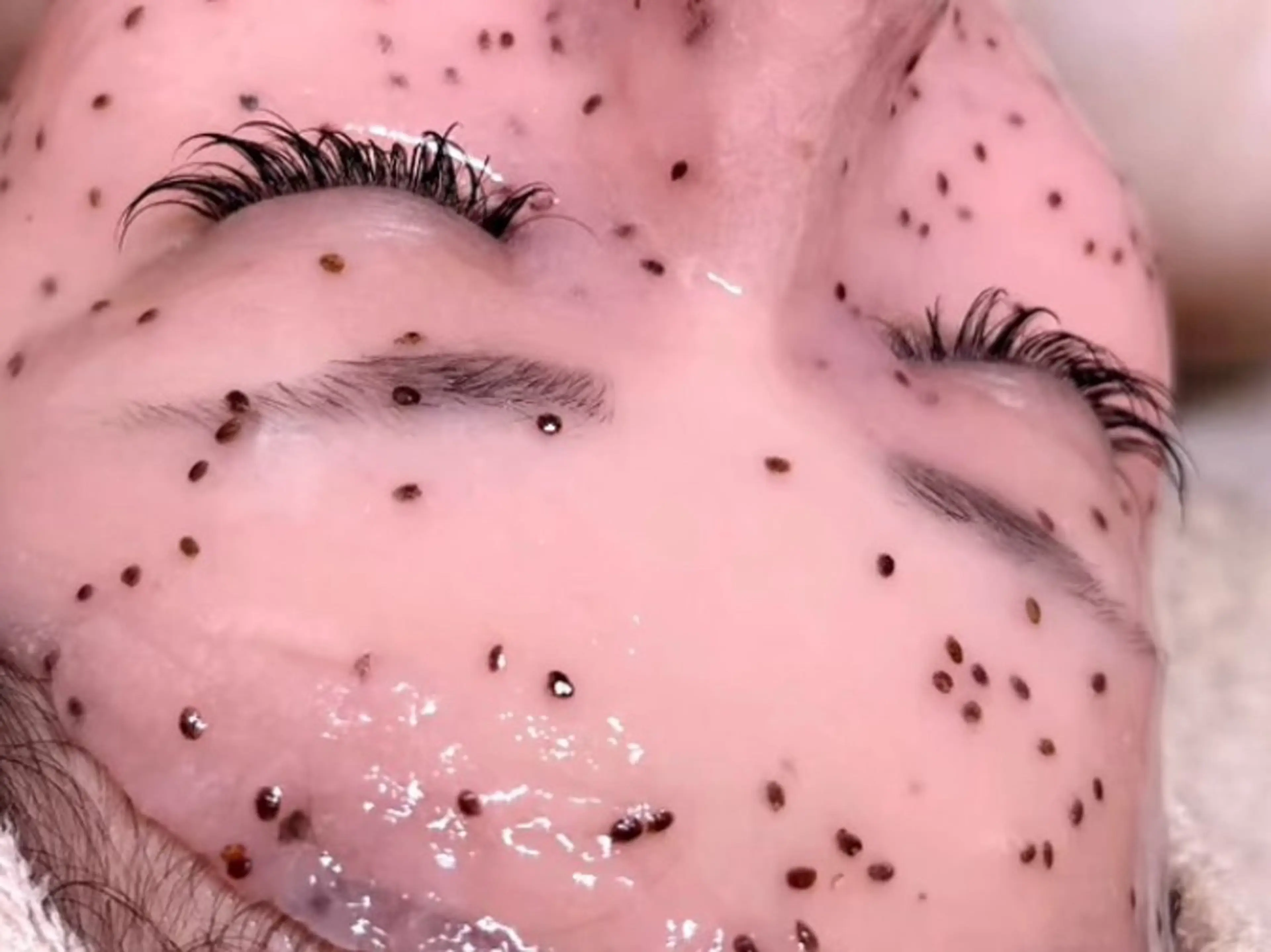 エステ R'beauty所属・R'beauty ・karinのマツエク・マツパデザイン