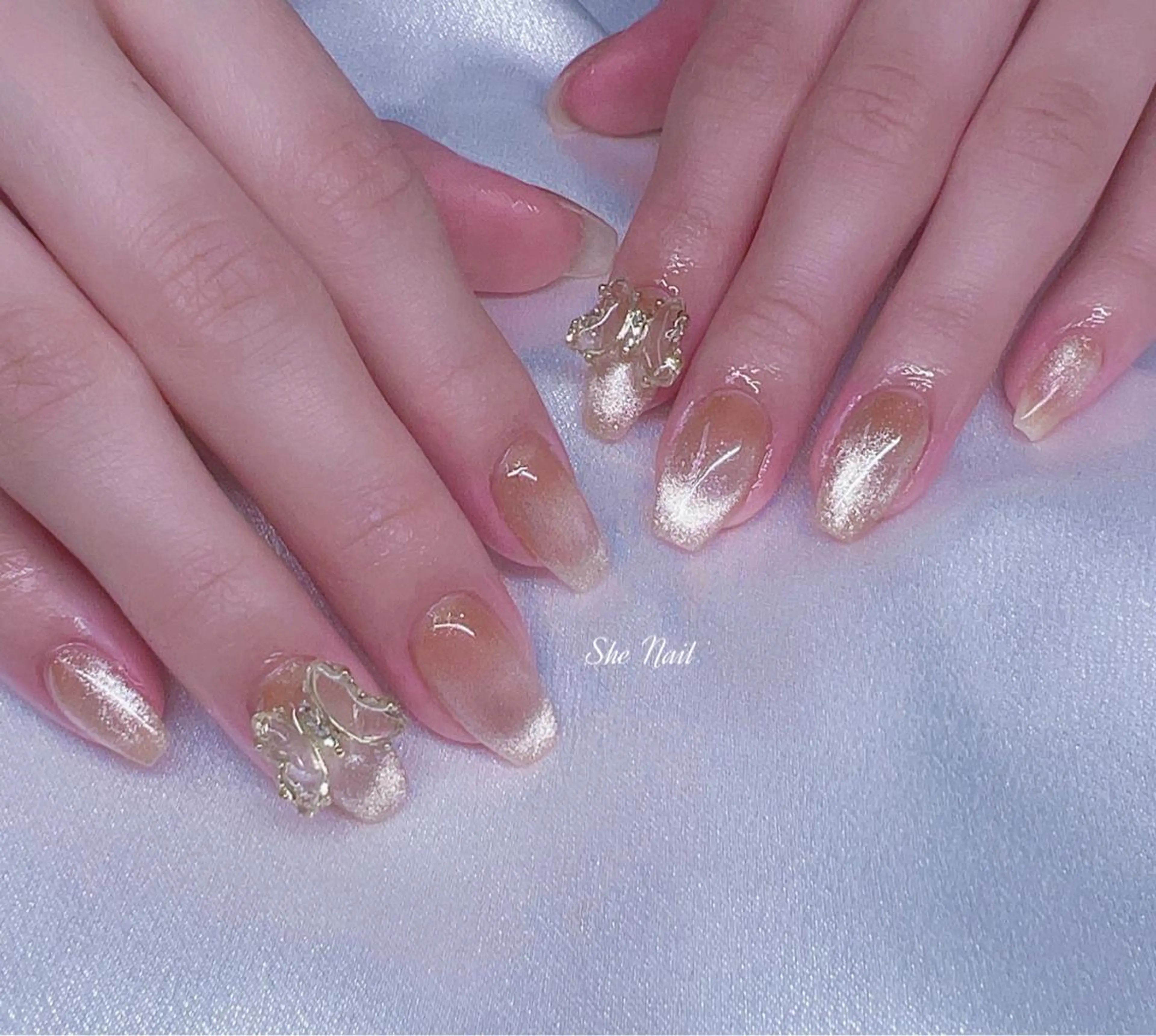 ネイル チークネイル フラッシュネイル マグネットネイル シンプルネイル ハンドネイル She   Nail所属・ISA_ BELLAのネイルデザイン