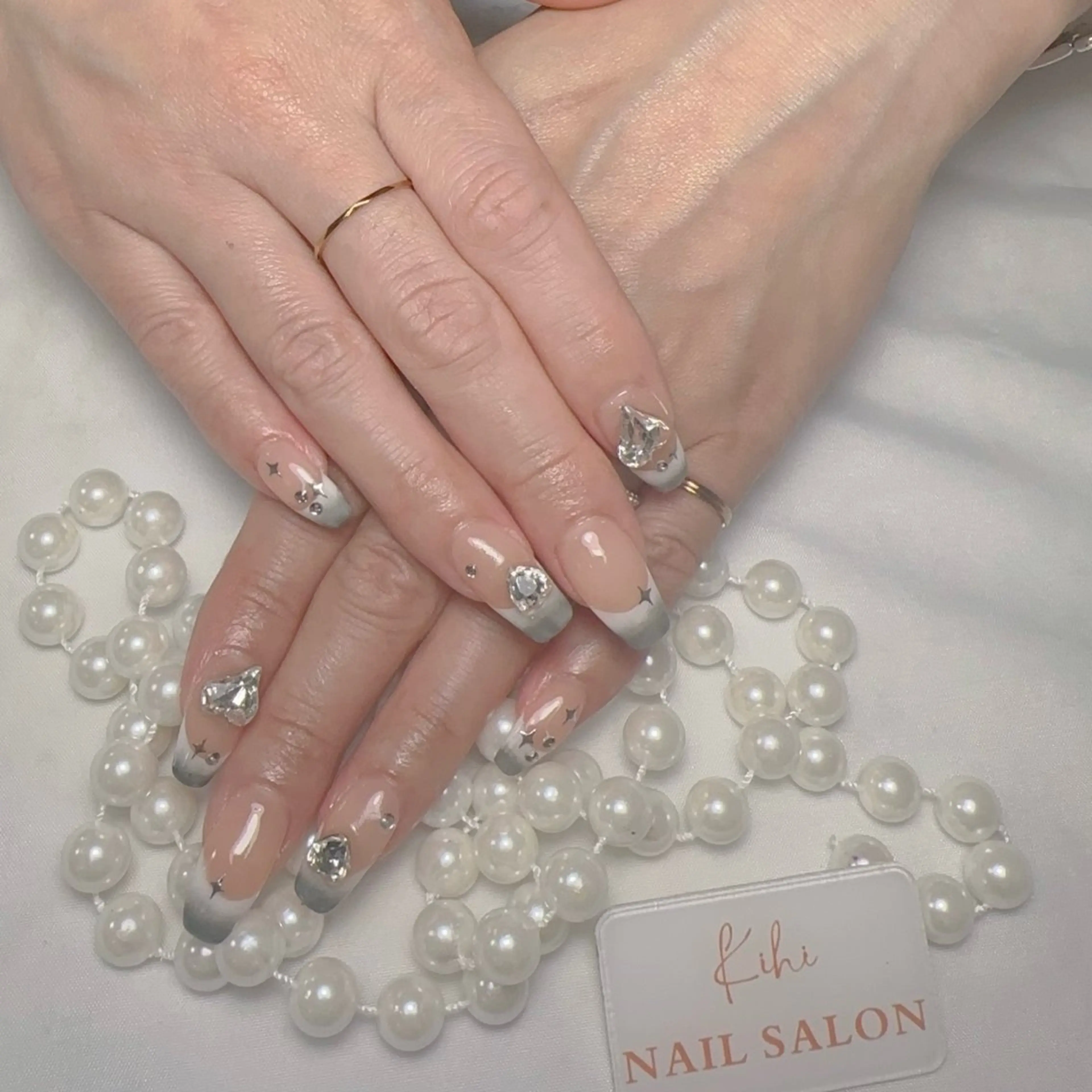 ネイル アートネイル フレンチネイル ジェルネイル グラデーション 韓国ネイル さくら💮💮 【オフ無料】のネイルデザイン