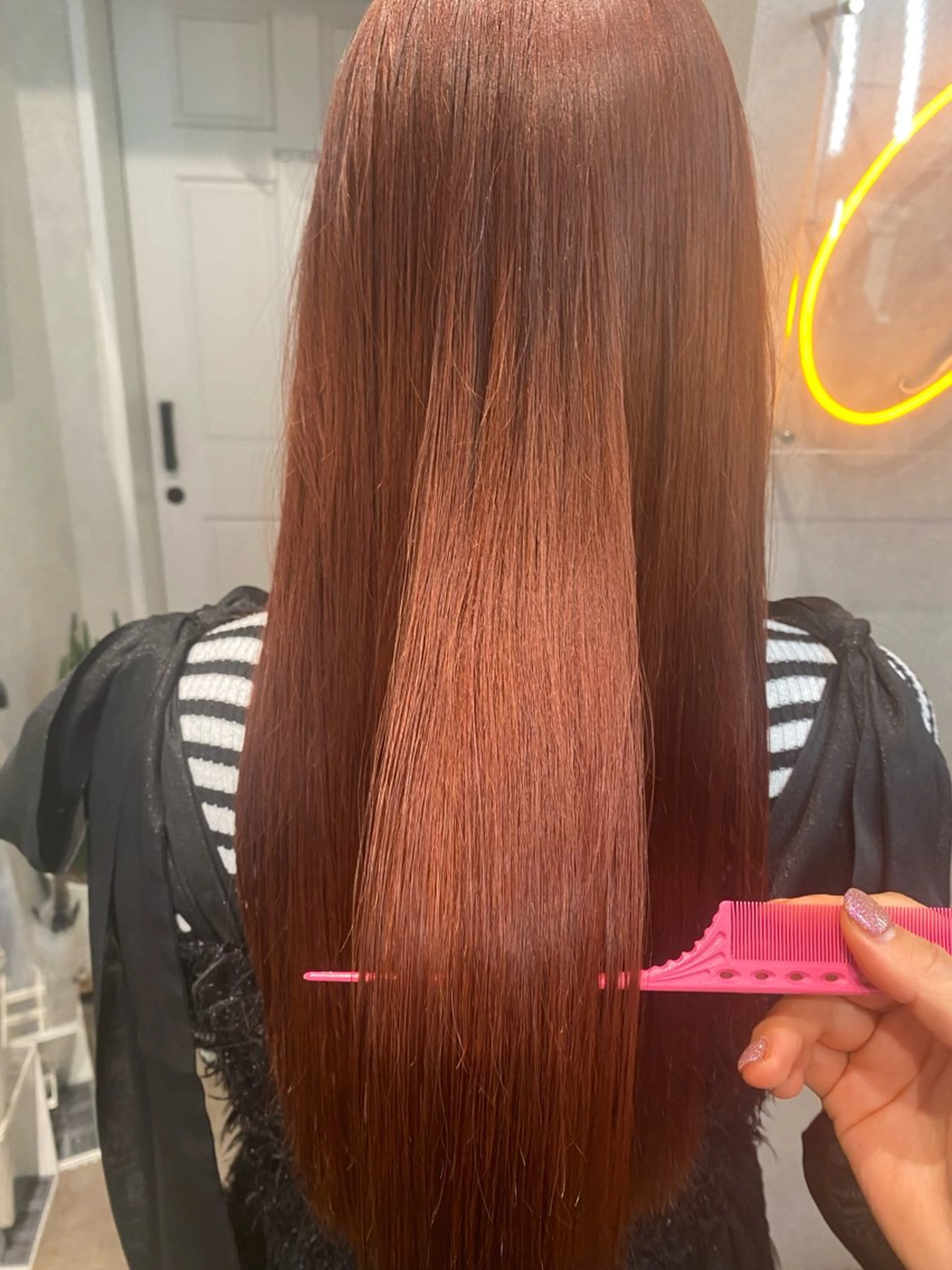 ロング ヘアカラー 派手髪ハイトーン💛 ネイル💅まりなのヘアスタイル