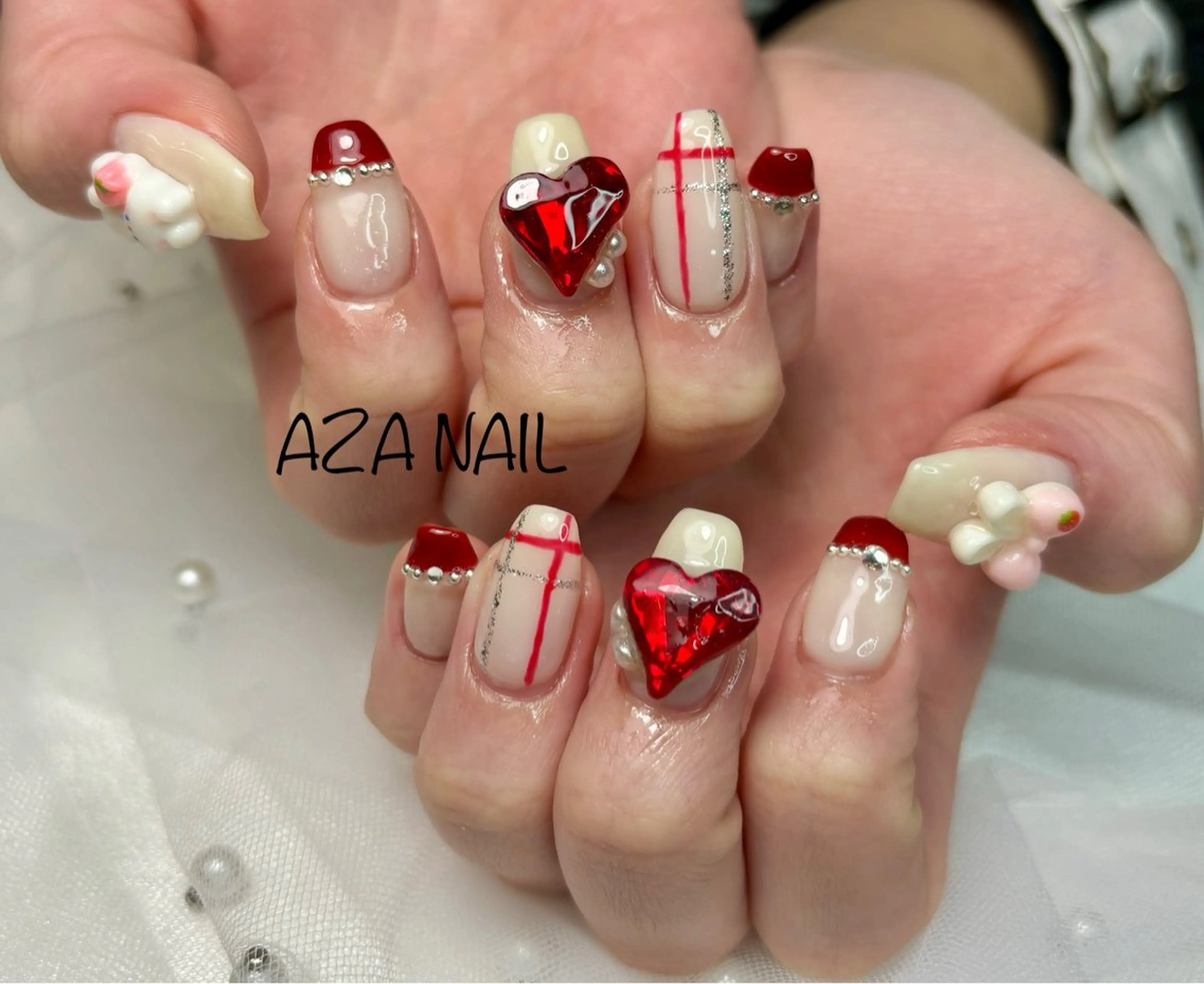 ネイル AZA NAILROOMのネイルデザイン