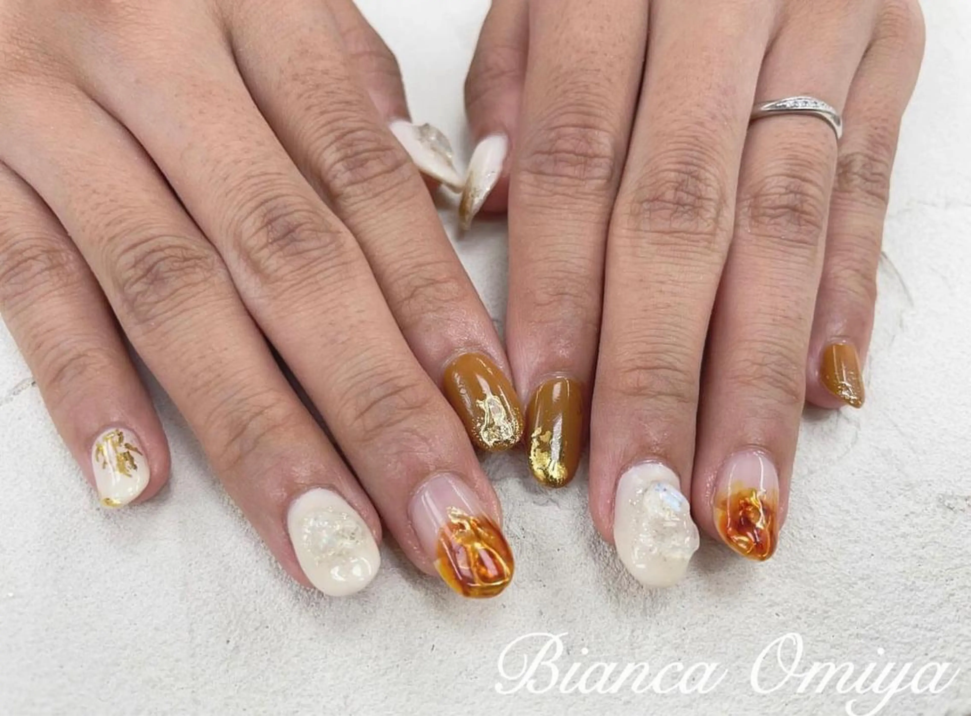 ネイル ハンドネイル 岩松 沙耶のネイルデザイン