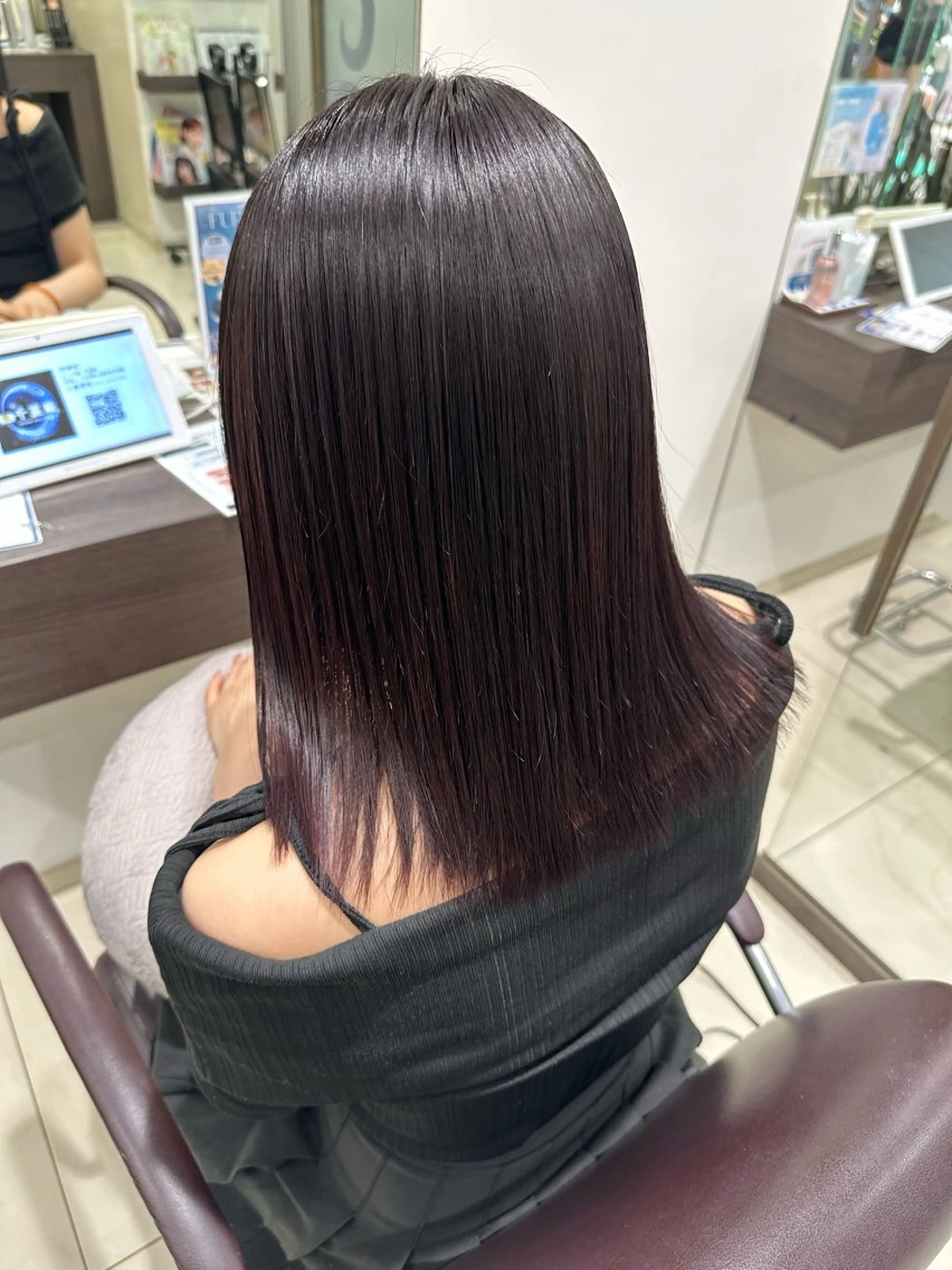 ミディアム カラー ラベンダーカラー ラベンダーピンク ピンクカラー カット ヘアカラー 艶カラー/縮毛矯正/ ブリーチカラー/みなのヘアスタイル