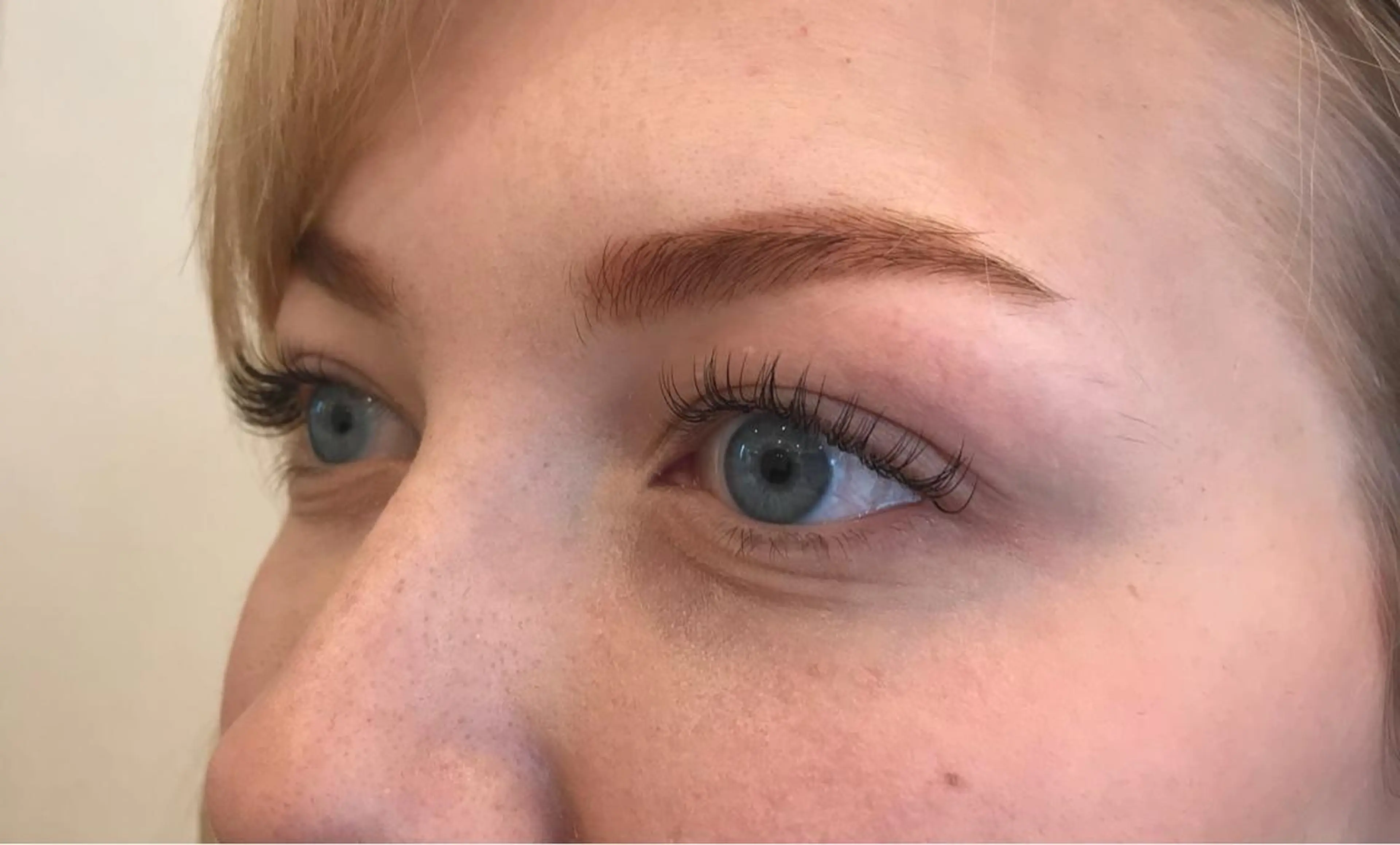 マツエク・マツパ Cカール MIZUKI eyelashの眉毛・アイブロウイメージ