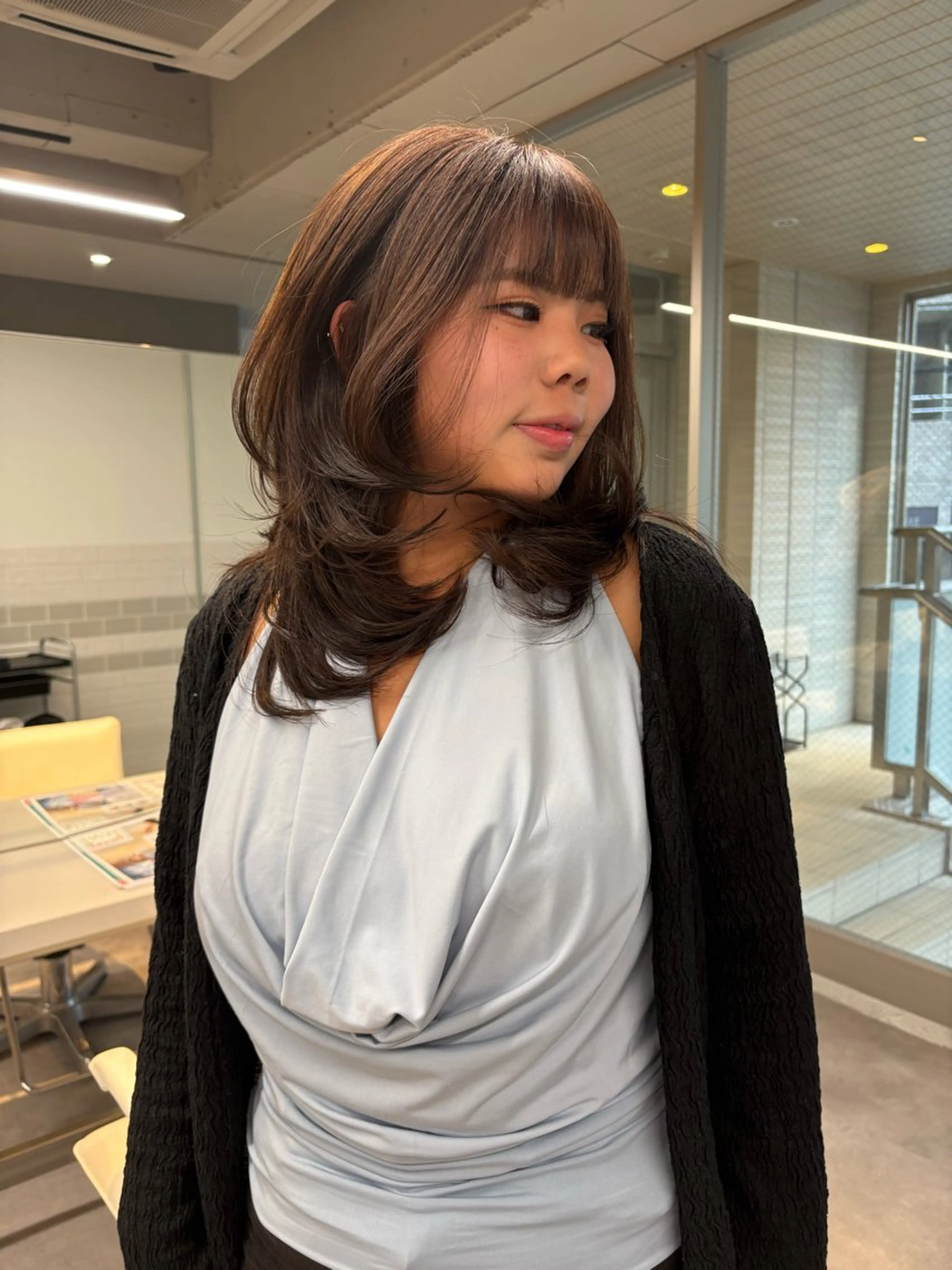 ミディアム カラー カット ヘアカラー 海外レイヤー /NAGISAのヘアスタイル