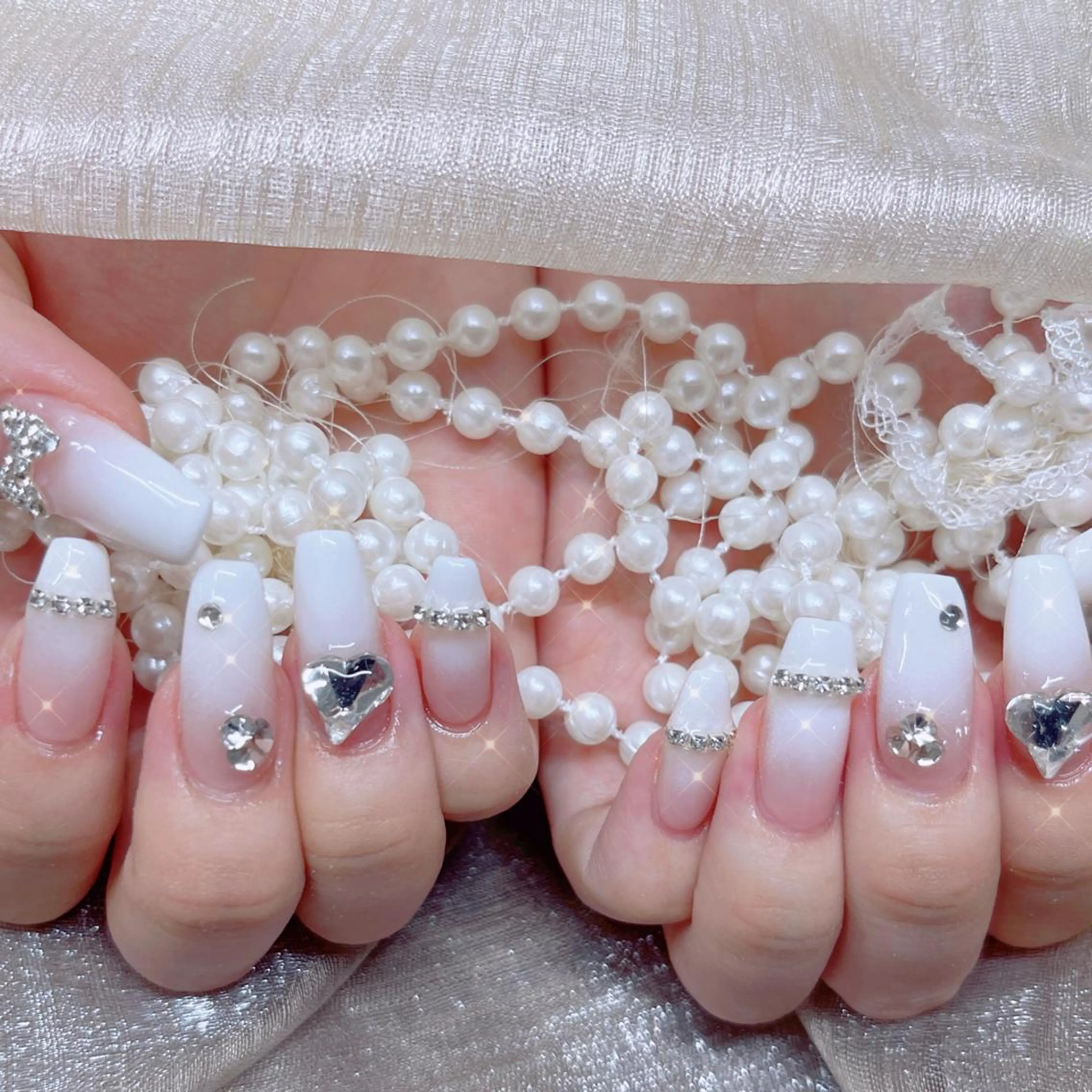 ネイル queens nailsalonのネイルデザイン