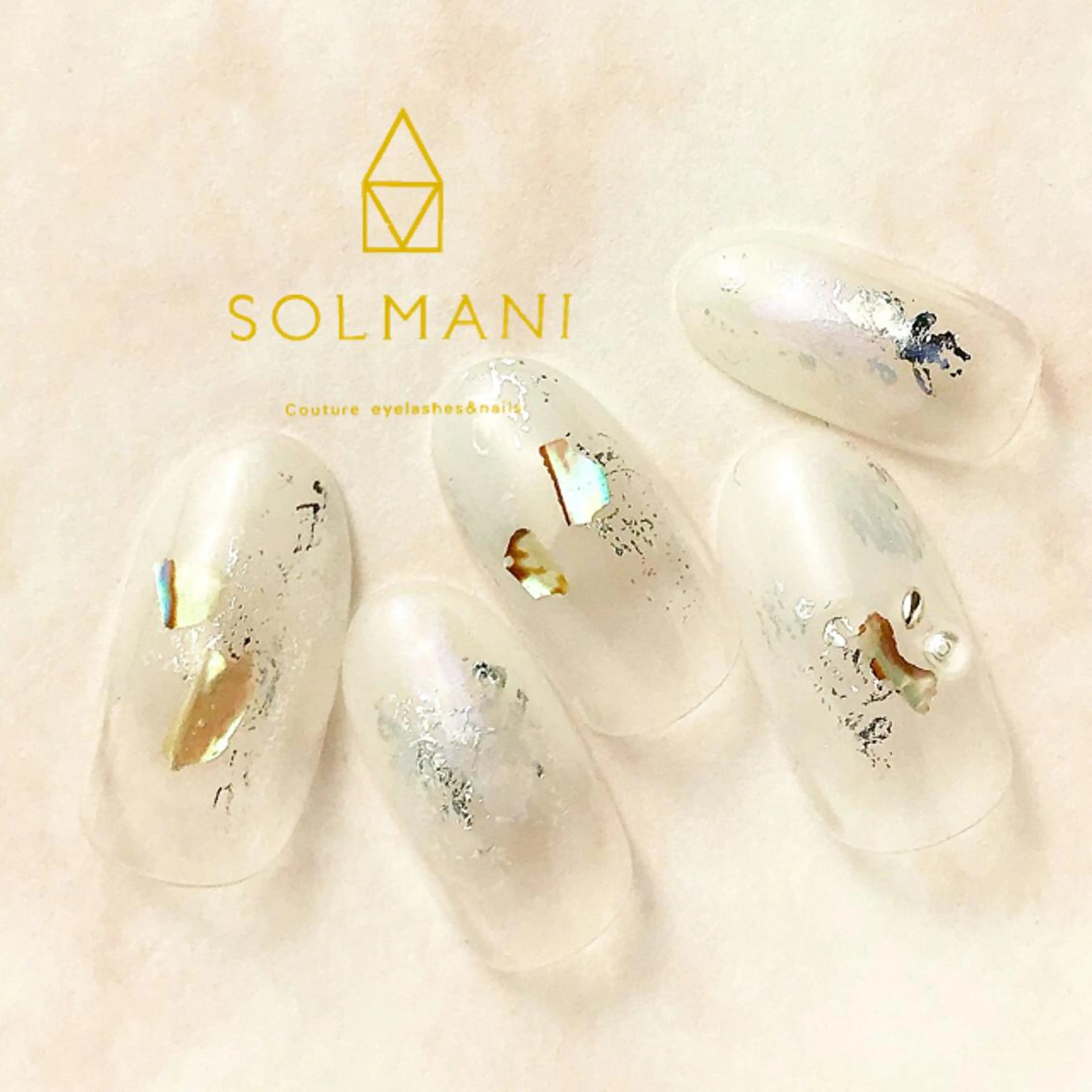 ネイル SOLMANI 予約担当のネイルデザイン