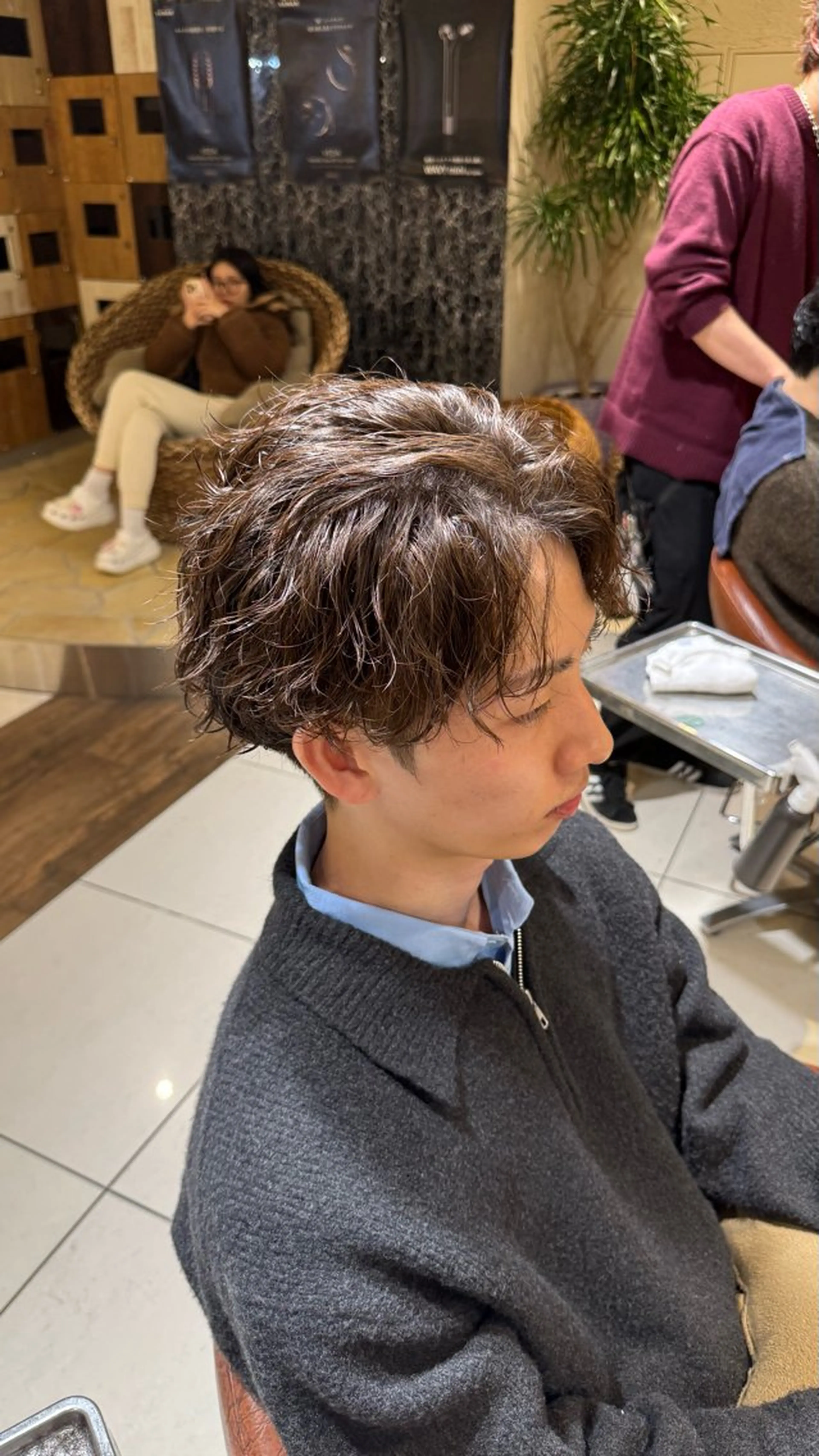 ショート カラー パーマ ヘアアレンジ メンズ カット パーマ シャドウパーマ 石見のヘアスタイル