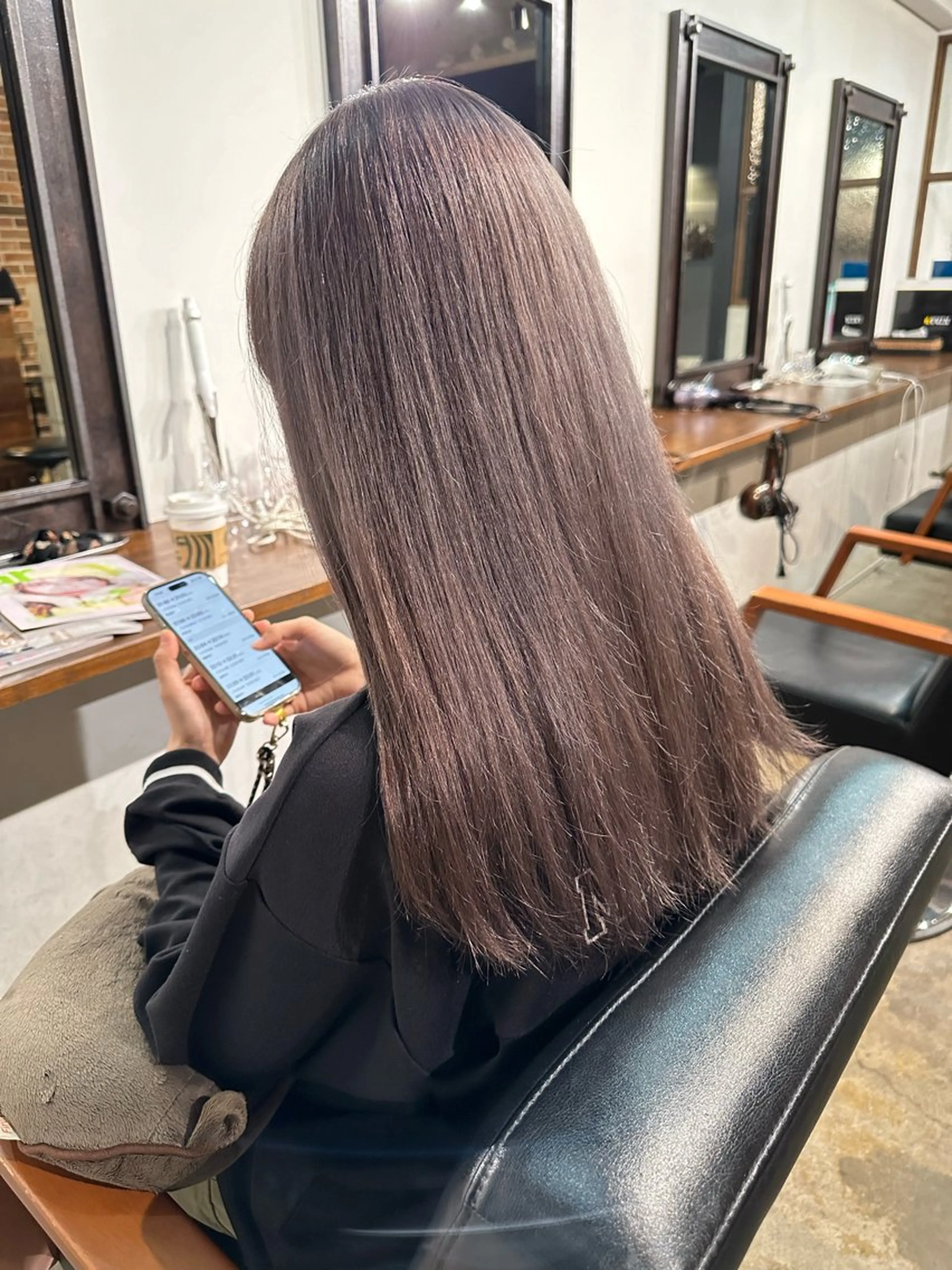 カラー グレージュ ラベンダーカラー ラベンダーグレージュ ラベンダーグレー 木村 朱里のヘアスタイル