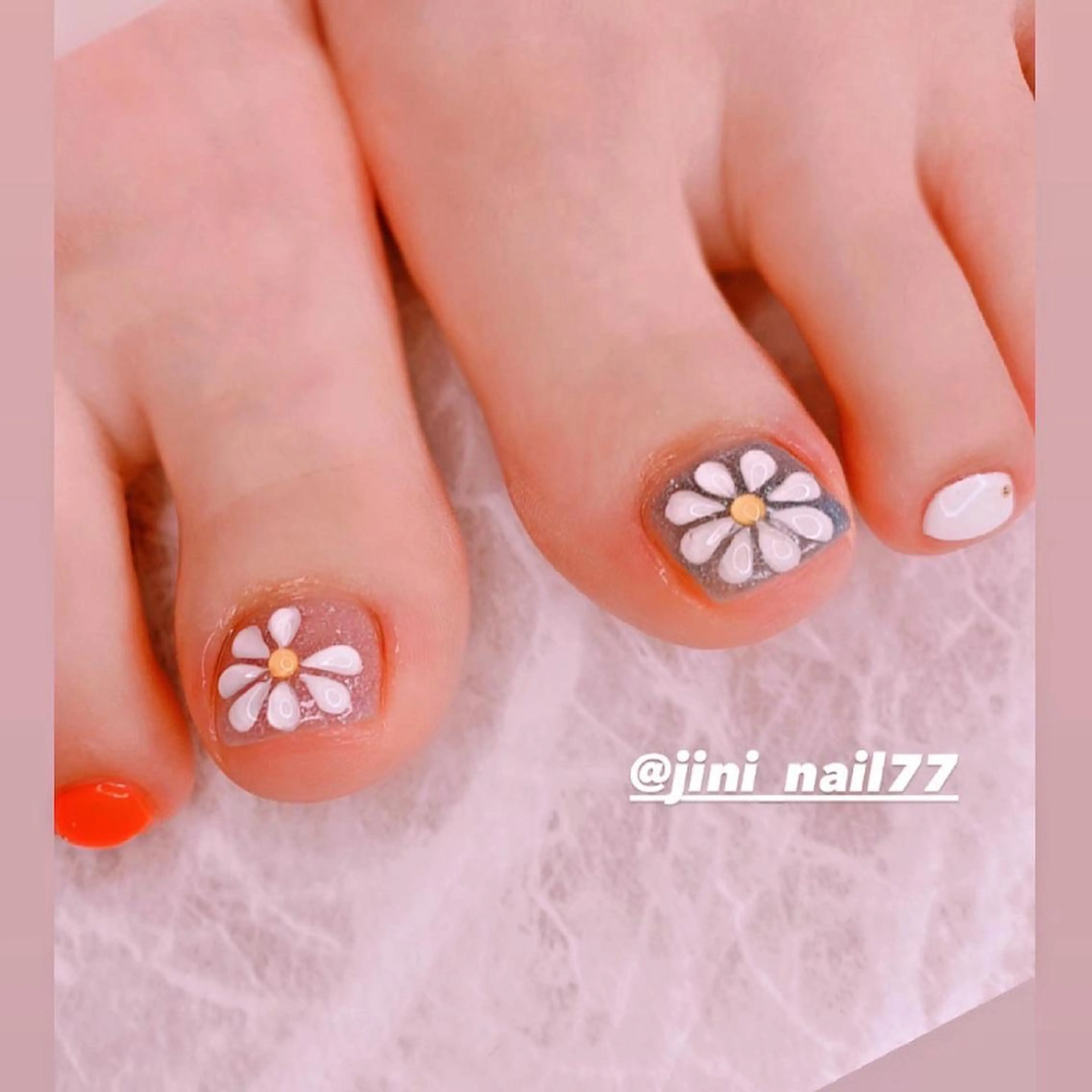 ネイル JINI NAIL所属・ジニ ネイルのネイルデザイン