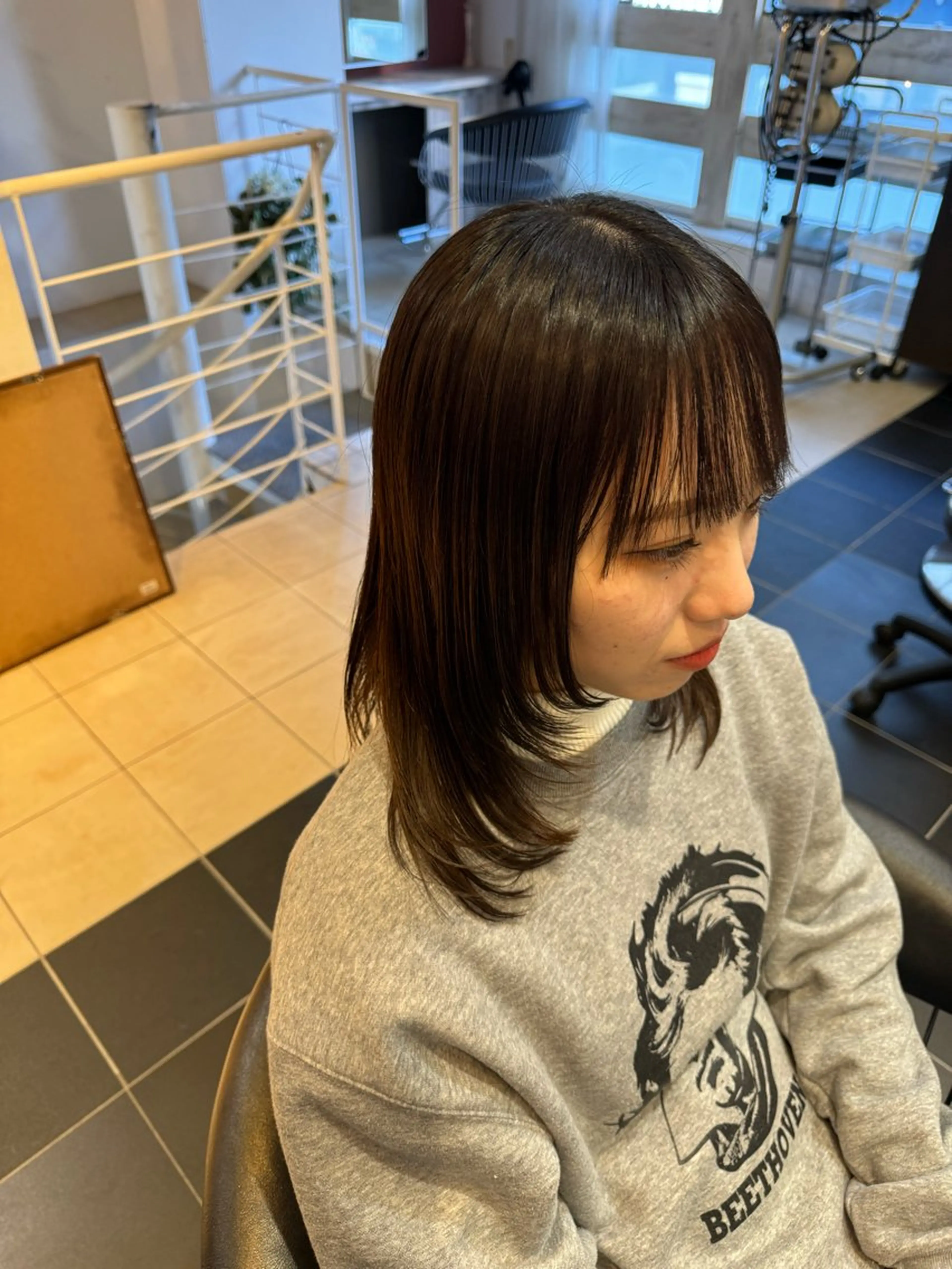 セミロング カット トリートメント 透明感カラー🌱 🍑天野琴音🍑のヘアスタイル