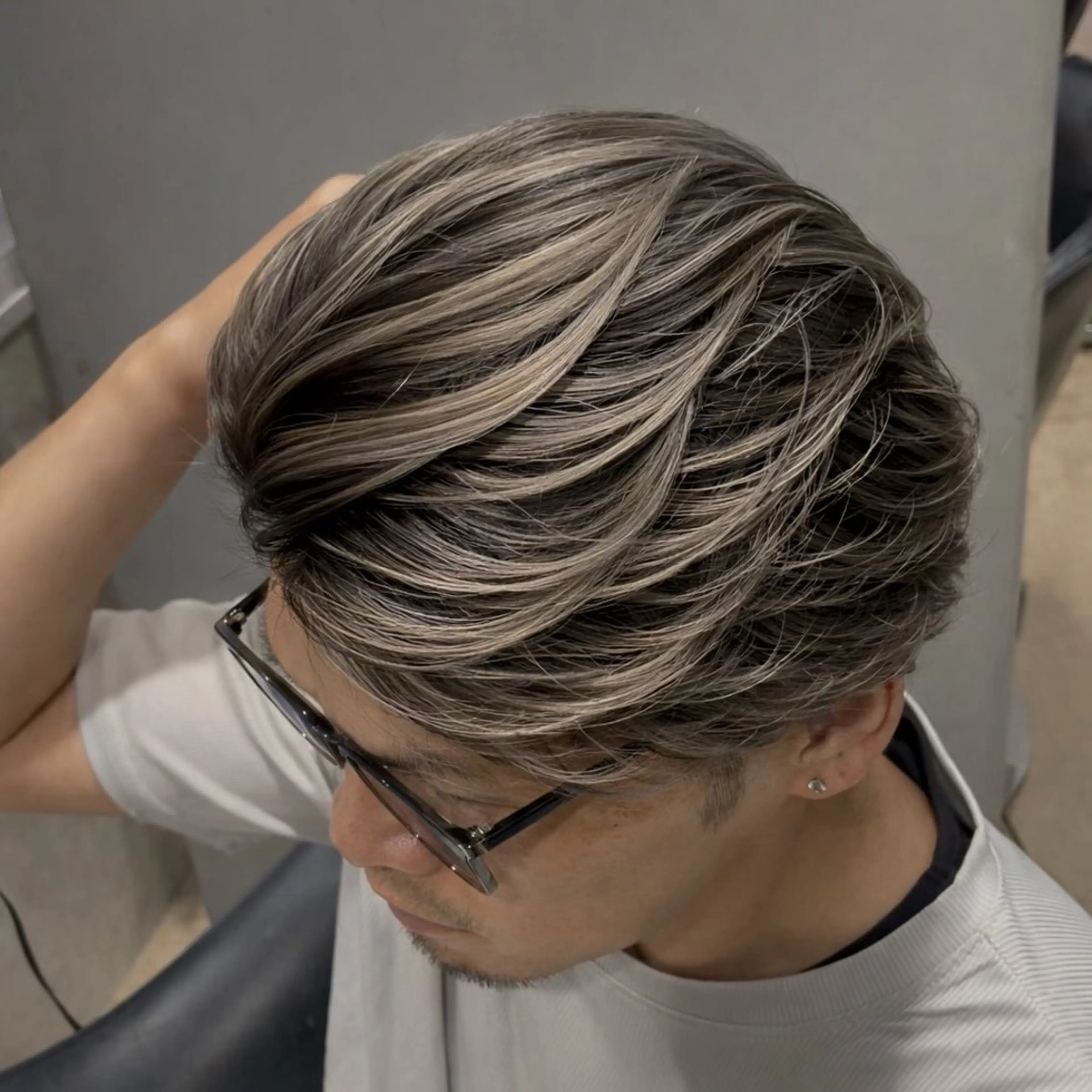 カラー メンズ メンズバレイヤージュ バレイヤージュ ヘアカラー ブリーチ特化｜メンズ 支持率◎ Takuのヘアスタイル