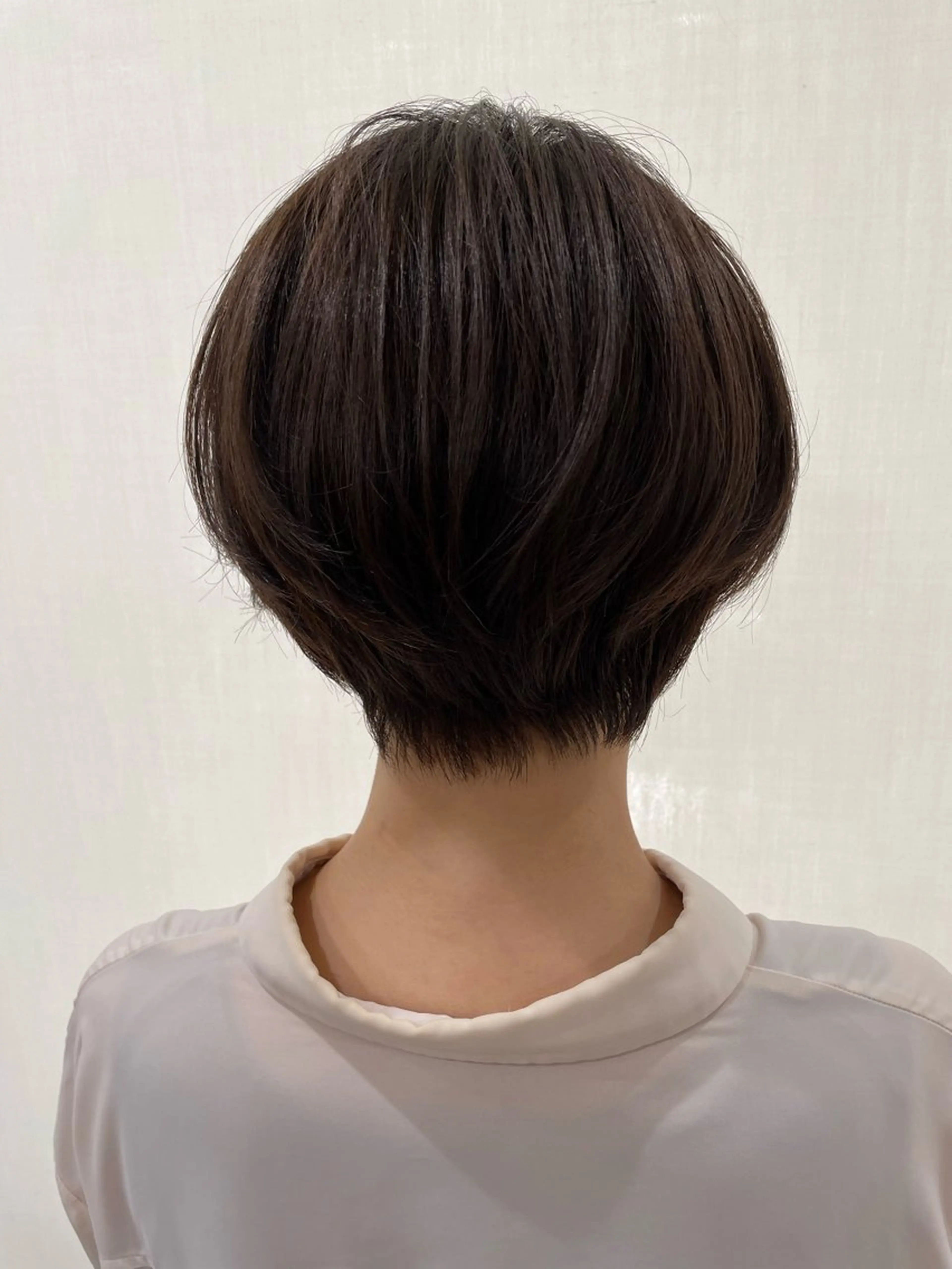 ショート カラー ハンサムショート ベージュカラー ブラウンカラー 似合わせカット ショートヘア 巻けるケア縮毛矯正✨ ケアカラー✨山下のヘアスタイル