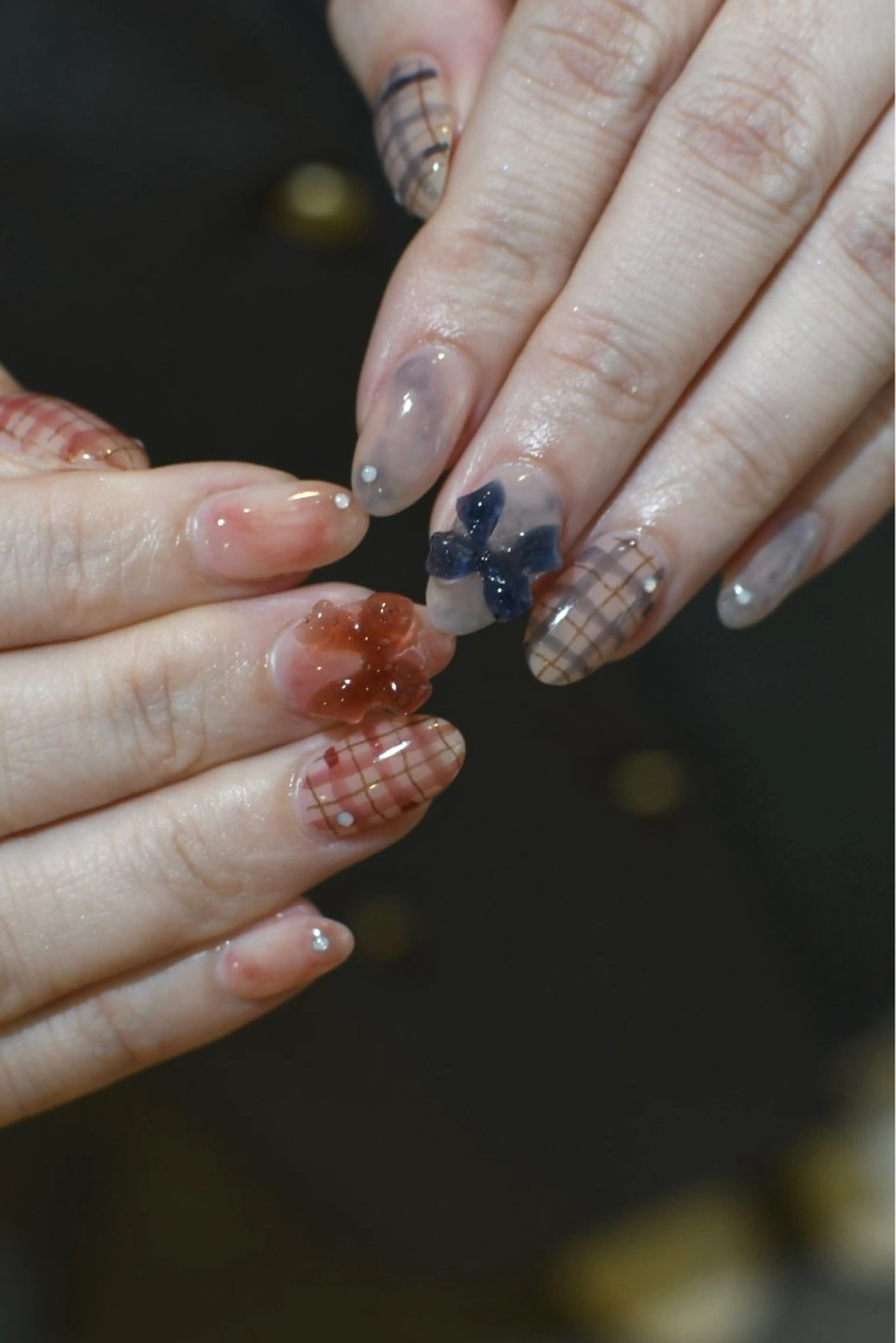 ネイル ニュアンスネイル ハンドネイル nuu 栄  /  シェアサロン所属・nuu栄 ユキ / 大人ニュアンスのネイルデザイン