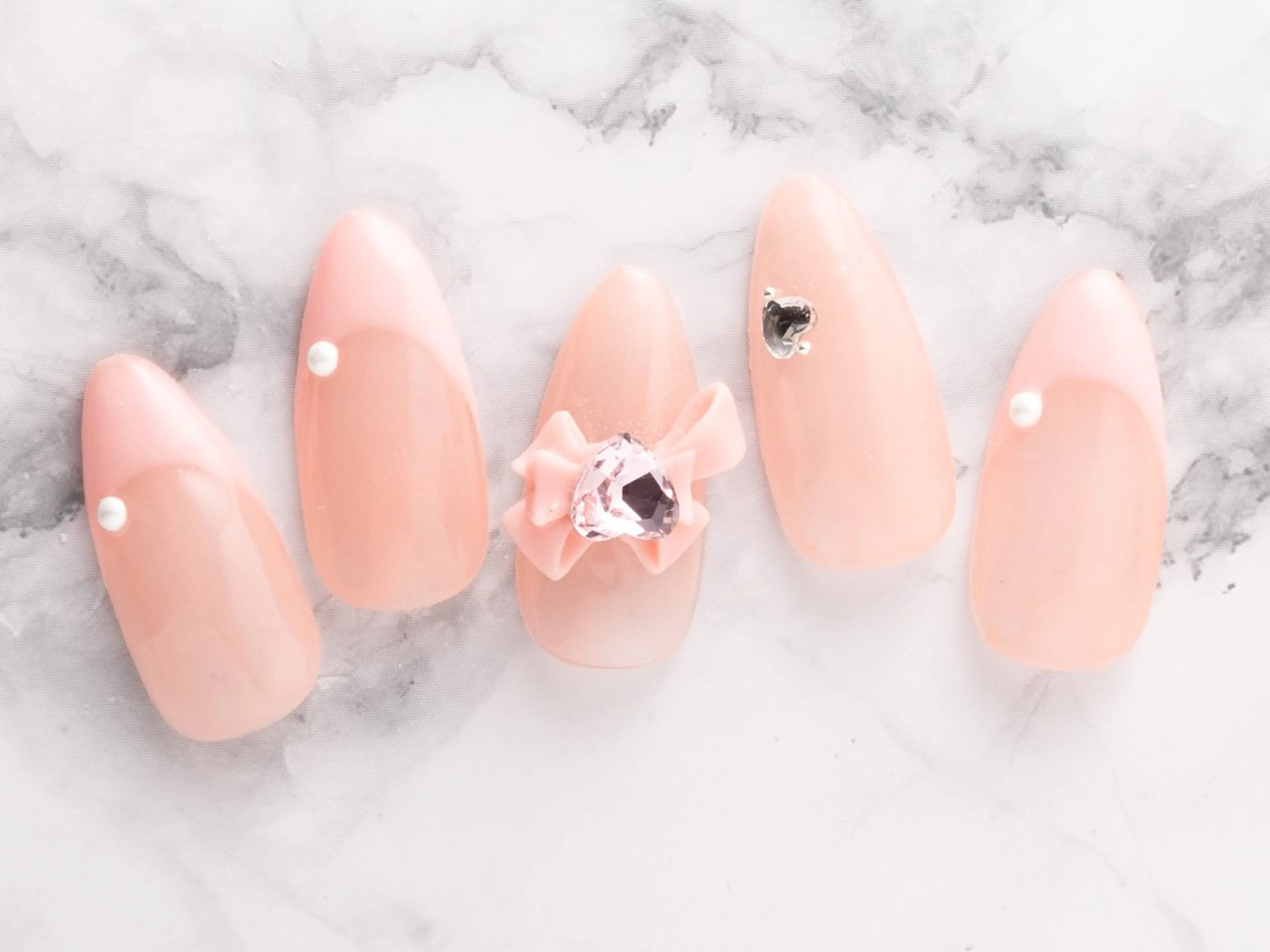 ネイル A KIのネイルデザイン