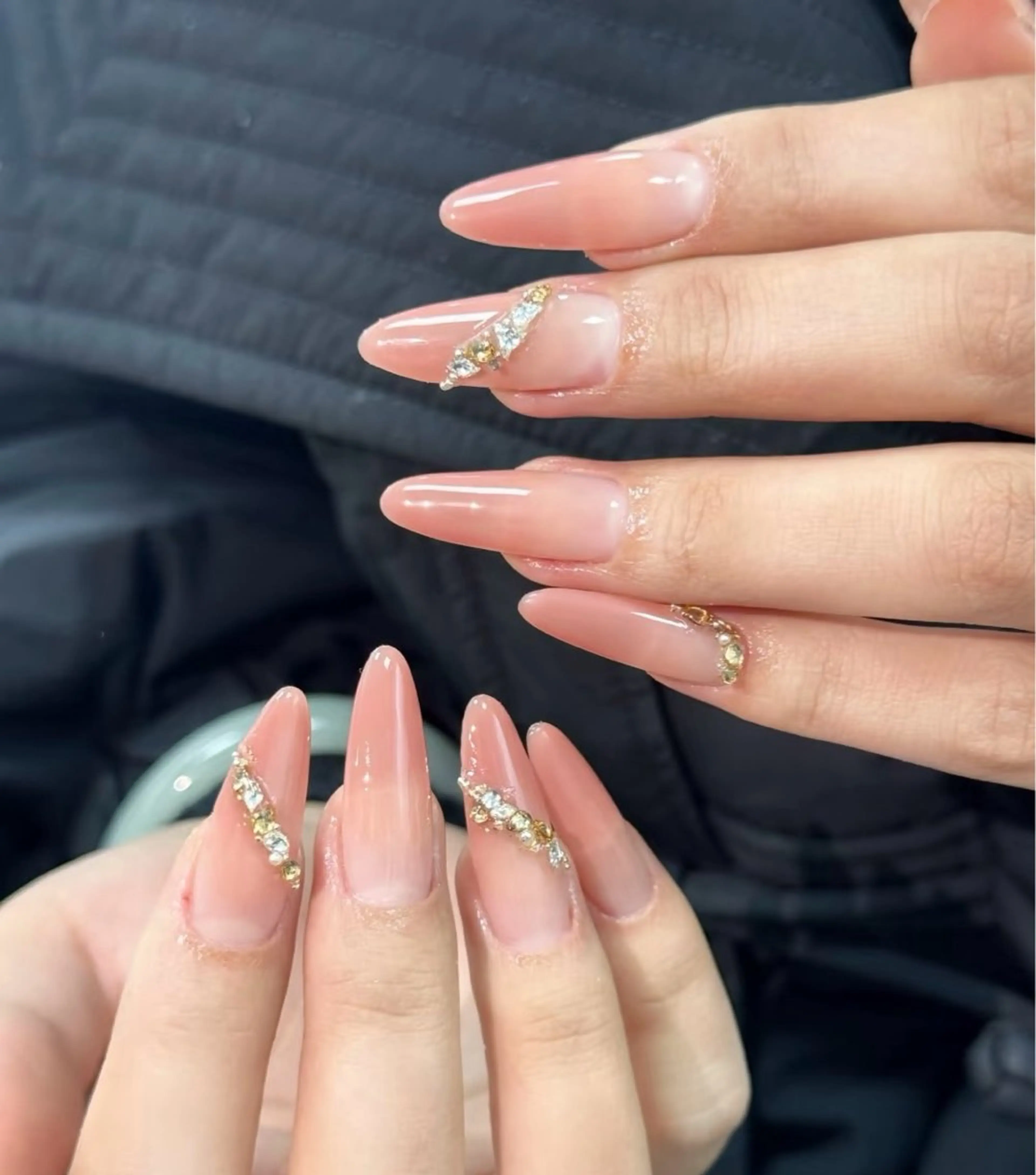 ネイル 高木 維麗絲のネイルデザイン