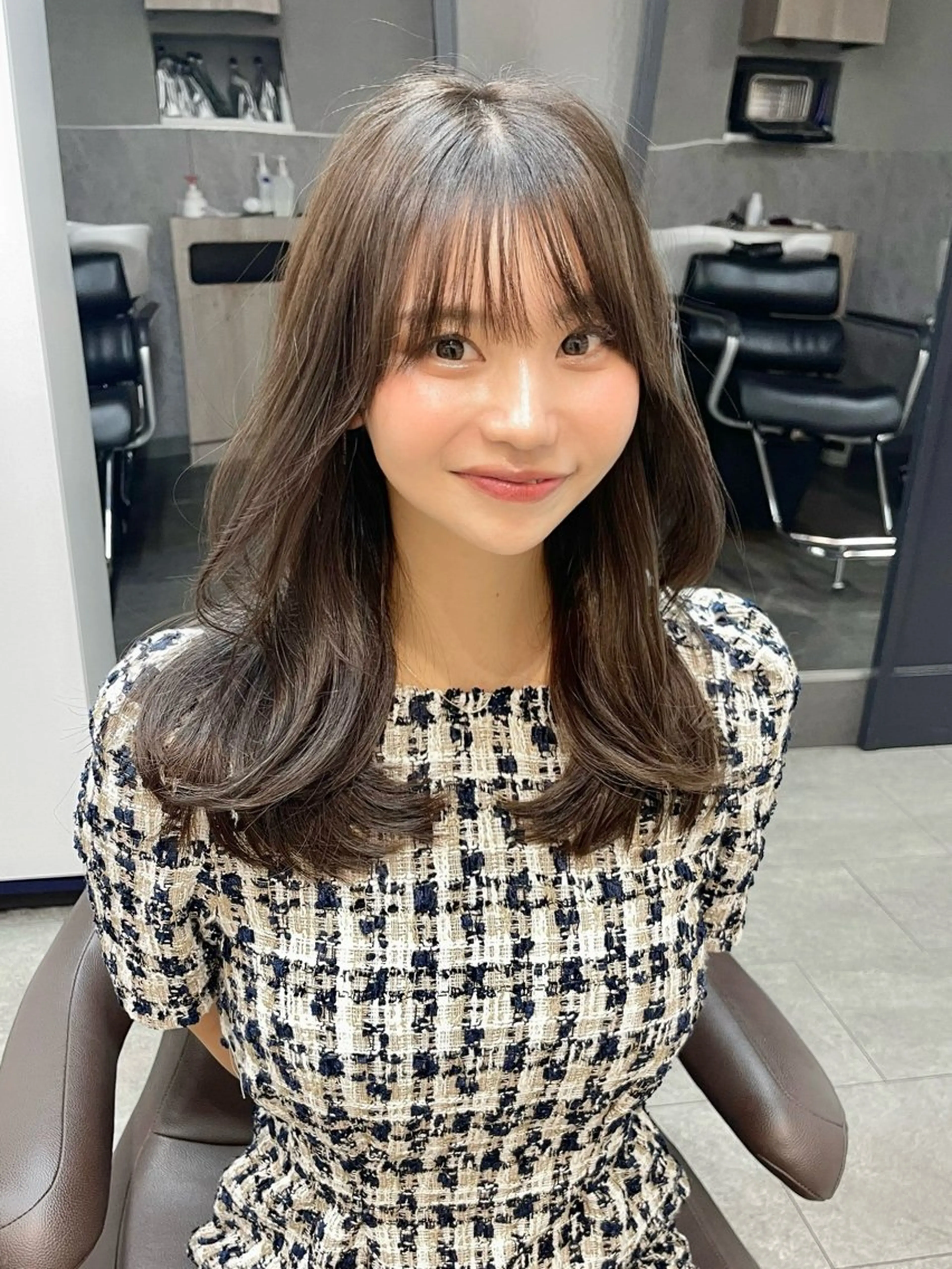 セミロング neaf六本木所属・韓国風レイヤー ショート/犬塚 優介のヘアスタイル