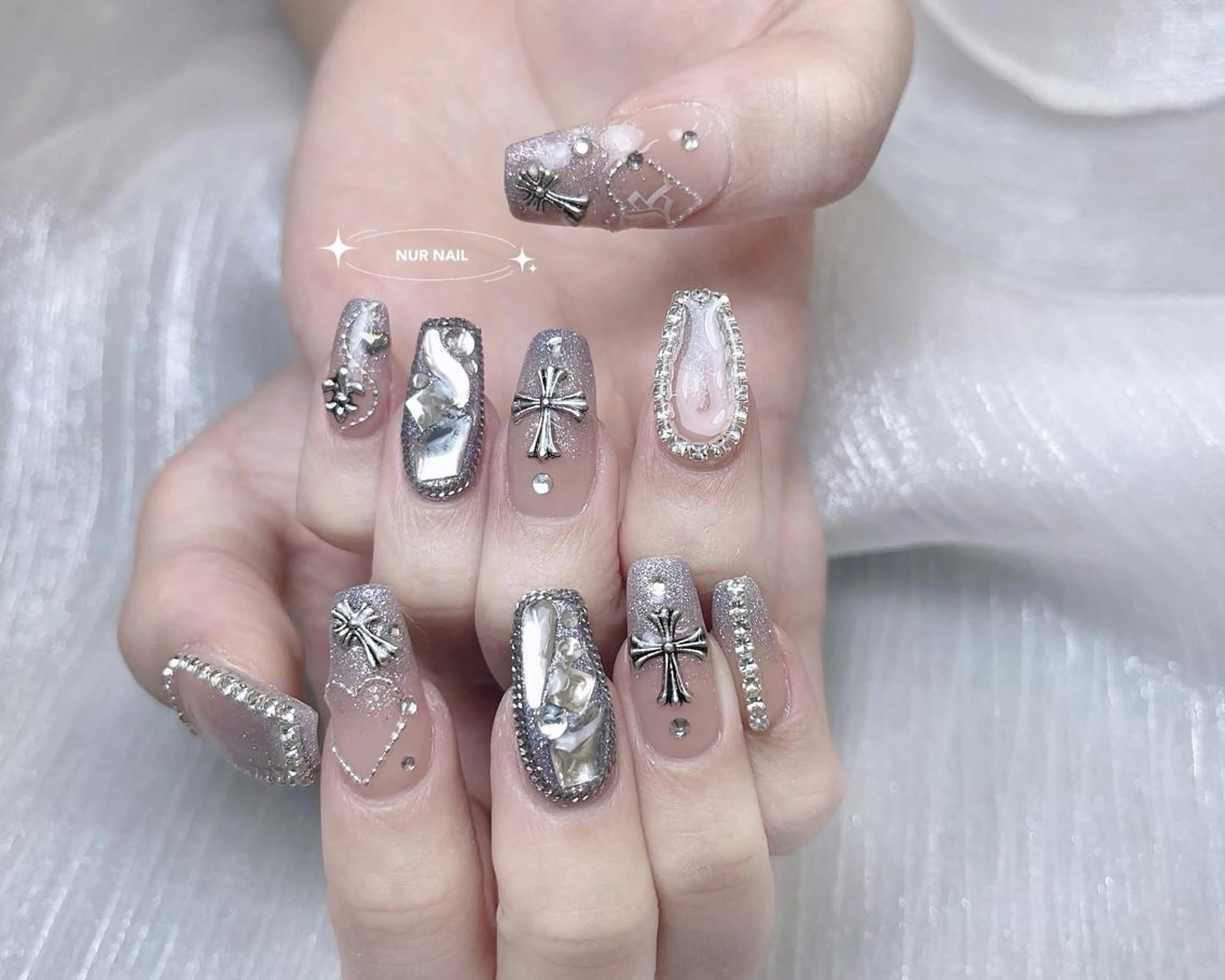 ネイル ハンドネイル ハンドケア RINA 🤍のネイルデザイン