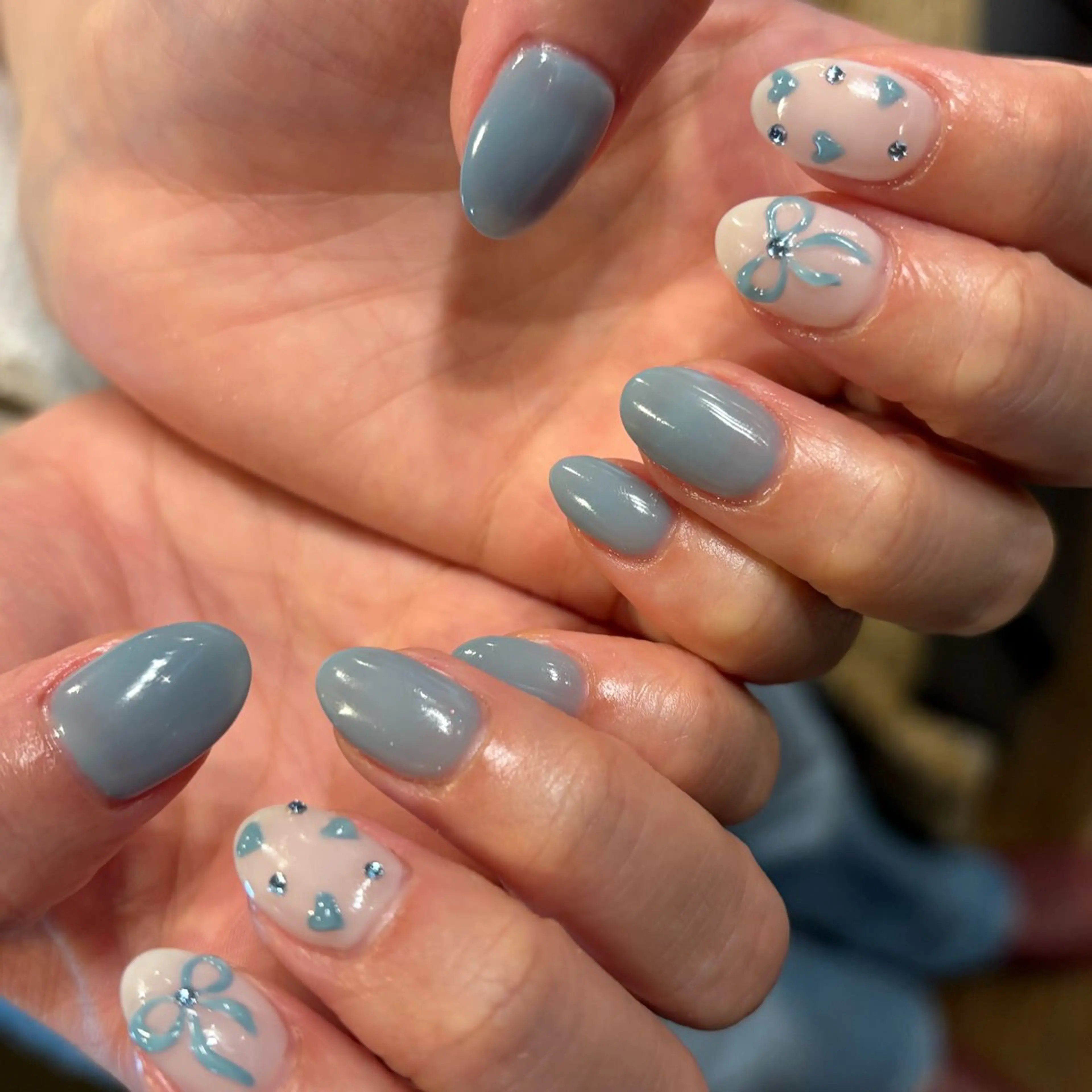 ネイル ぷっくりネイル ハンドネイル NEW WORLD所属・Ayu 🪐NEWWORLDのネイルデザイン