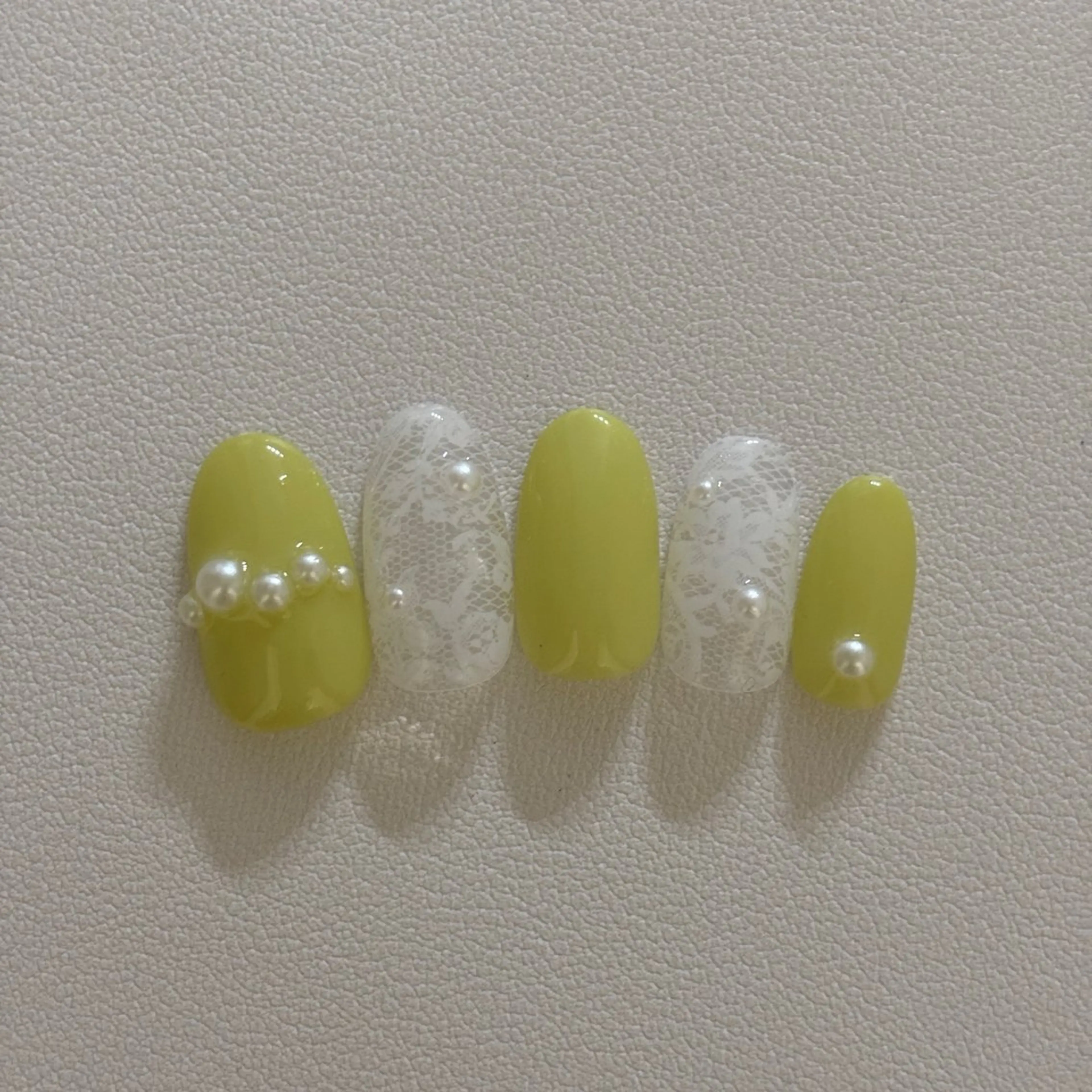 ネイル レース Re line megumiのネイルデザイン