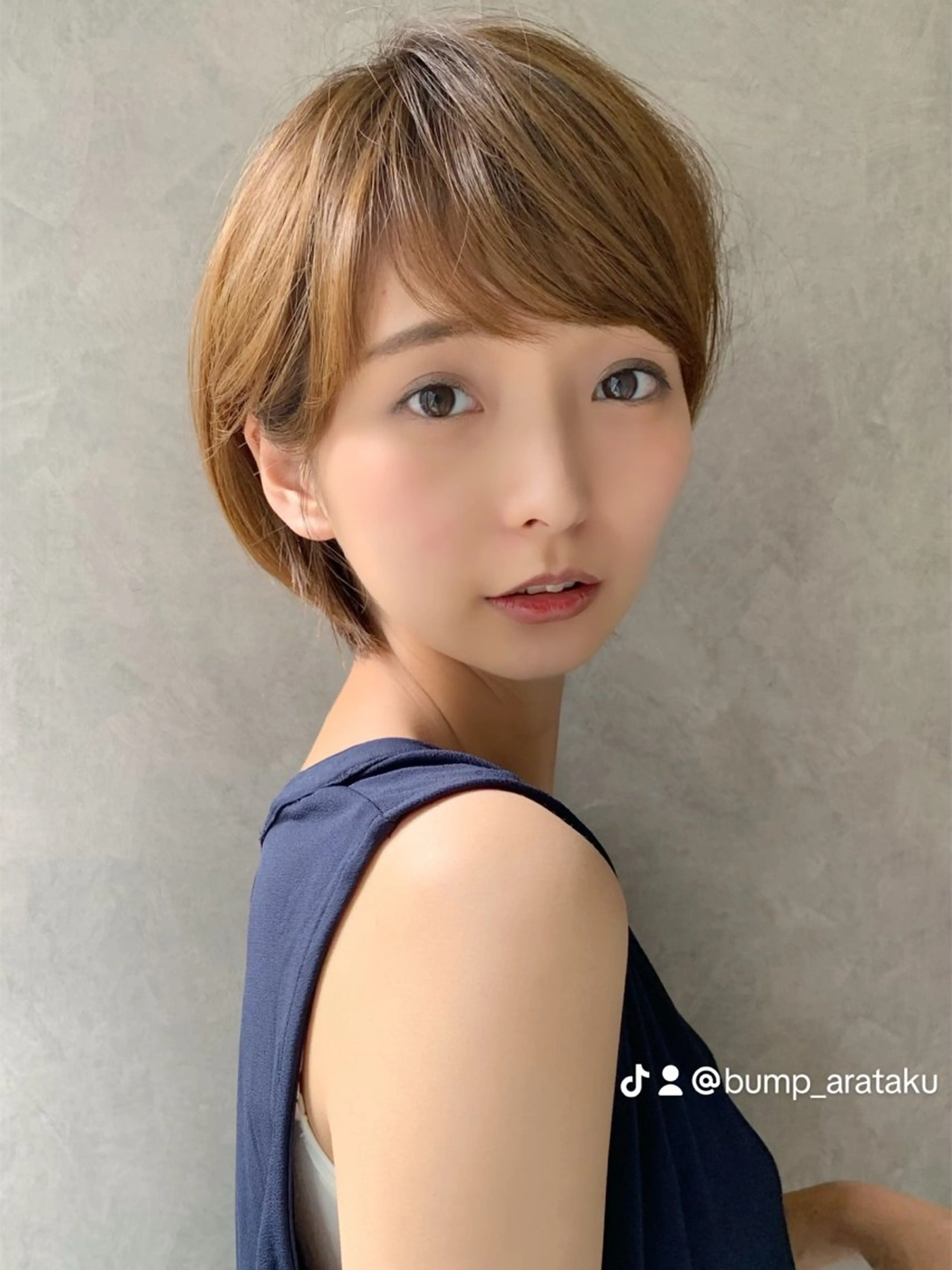 🟧【20～30代人気𝐍𝐨. 𝟏】マッシュショートカット➕2ステップトリートメントの写真