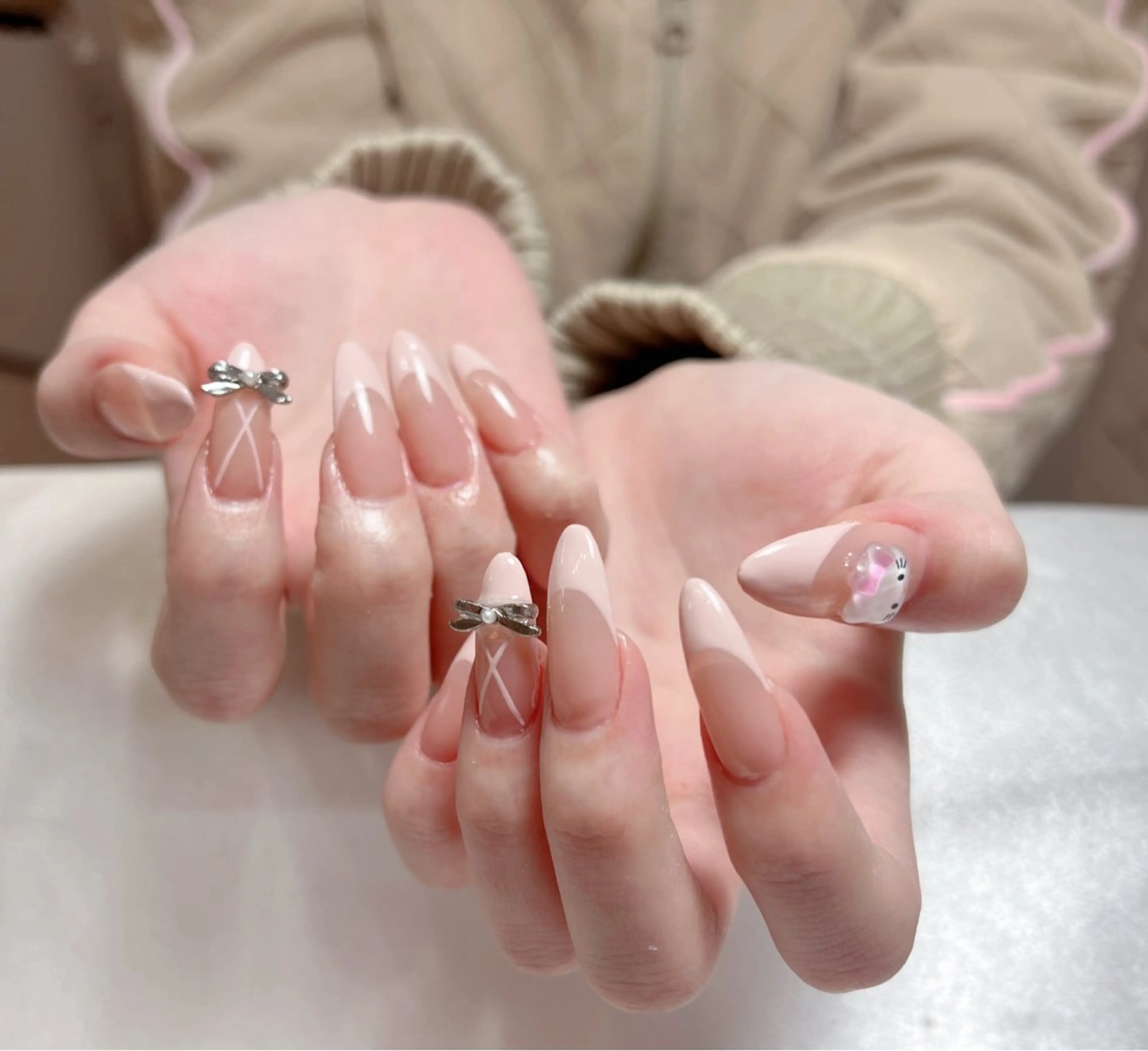 ネイル 長さ出し ジェルネイル 持ち込み ハンドネイル Bél Nail salonのネイルデザイン