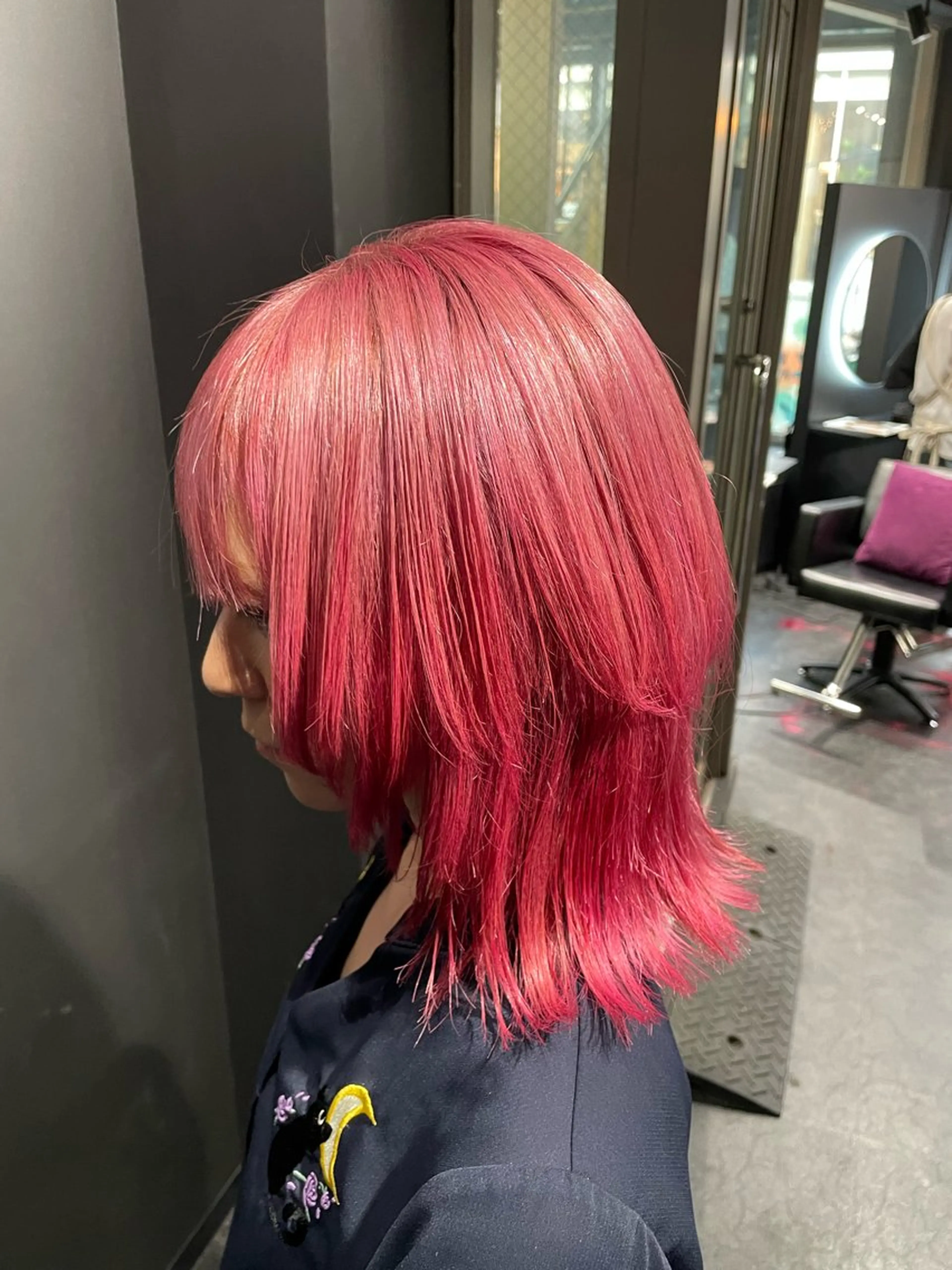 ミディアム カット ヘアカラー トリートメント ブリーチ・レイヤ ー特化🔥 ちかまるのヘアスタイル