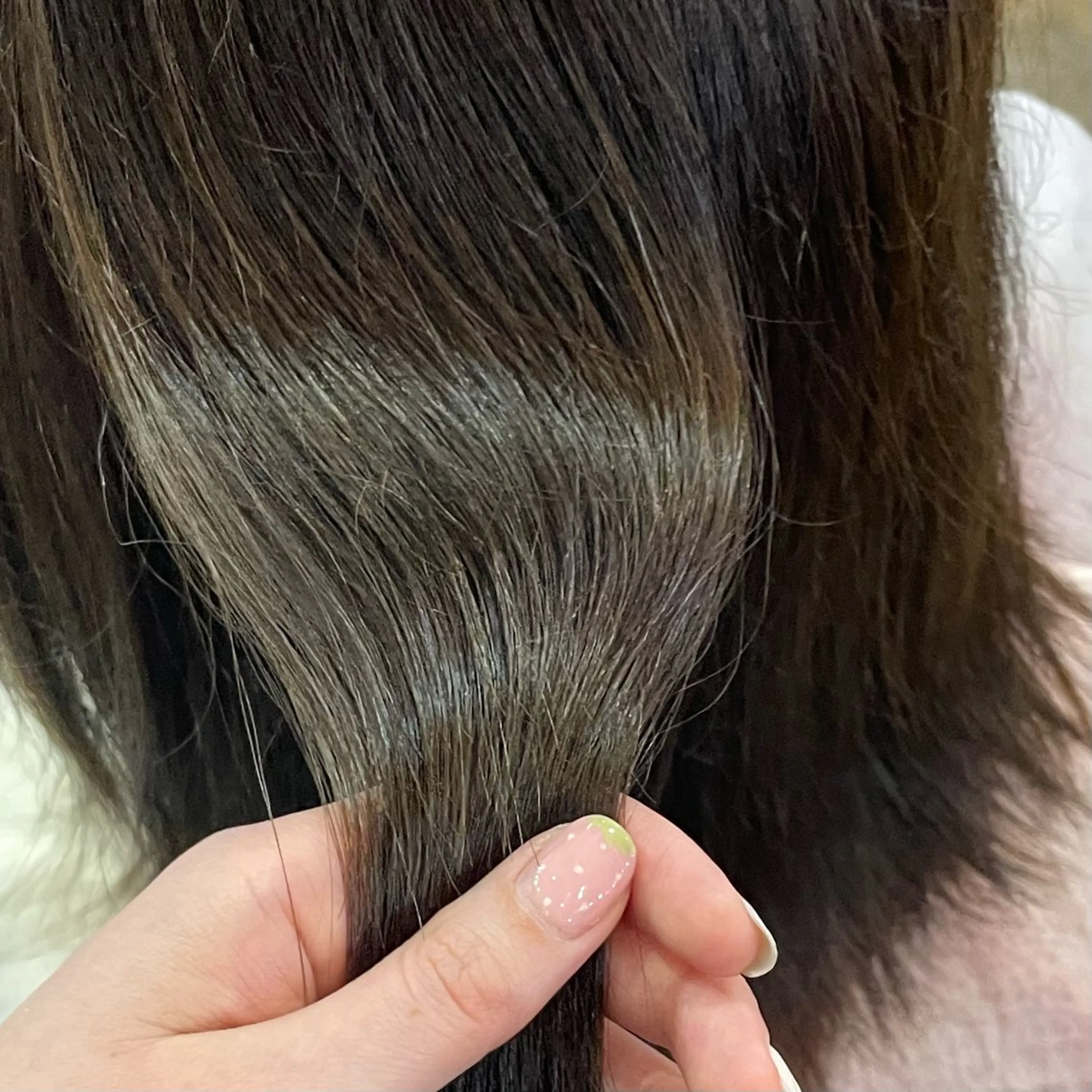 カラー 🍀FERIAあべの あらいことみ🍀のヘアスタイル