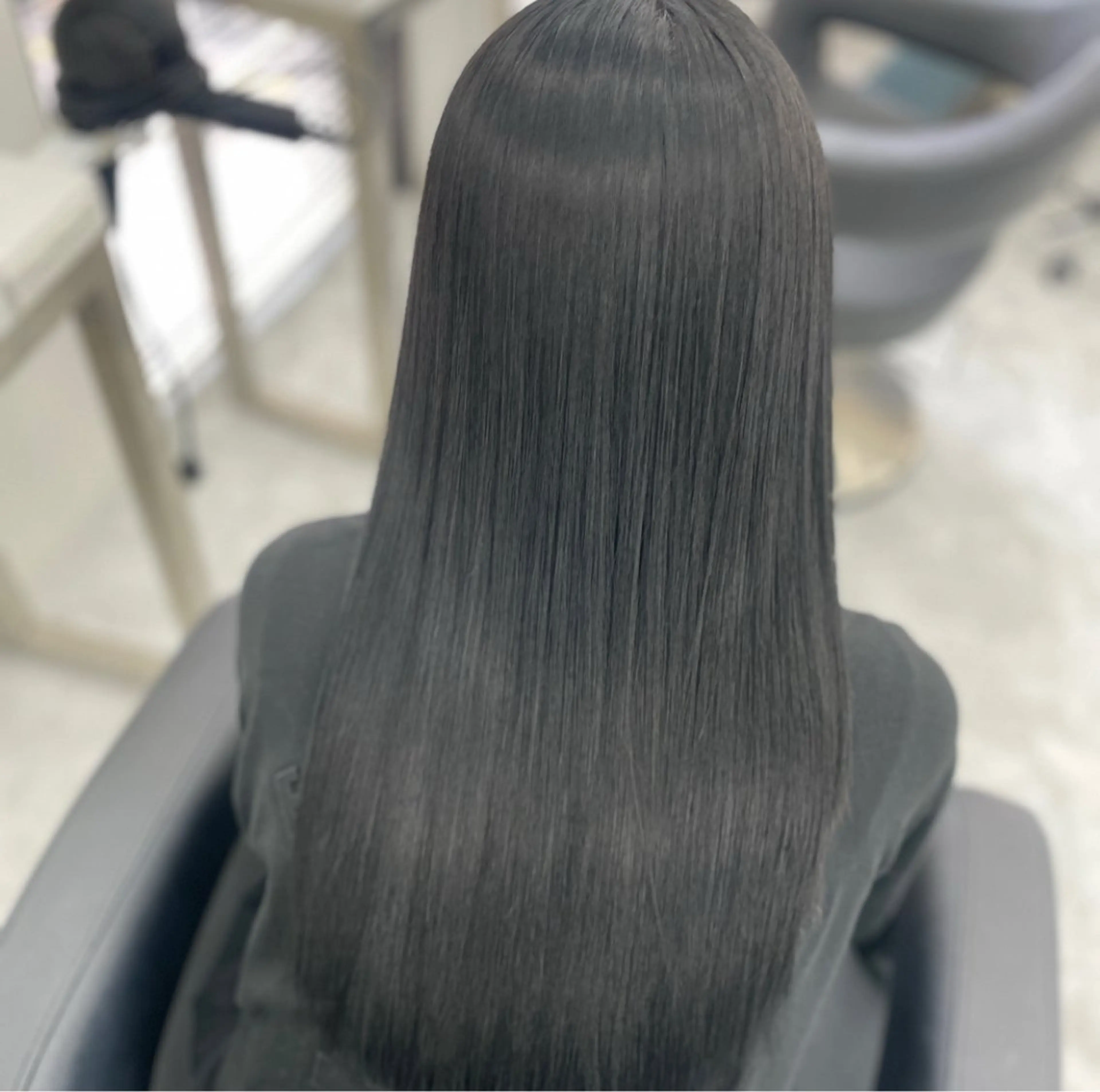 ロング カット 縮毛矯正 トリートメント 韓国ヘア/ブリーチ無 しWカラー/オリーブのヘアスタイル