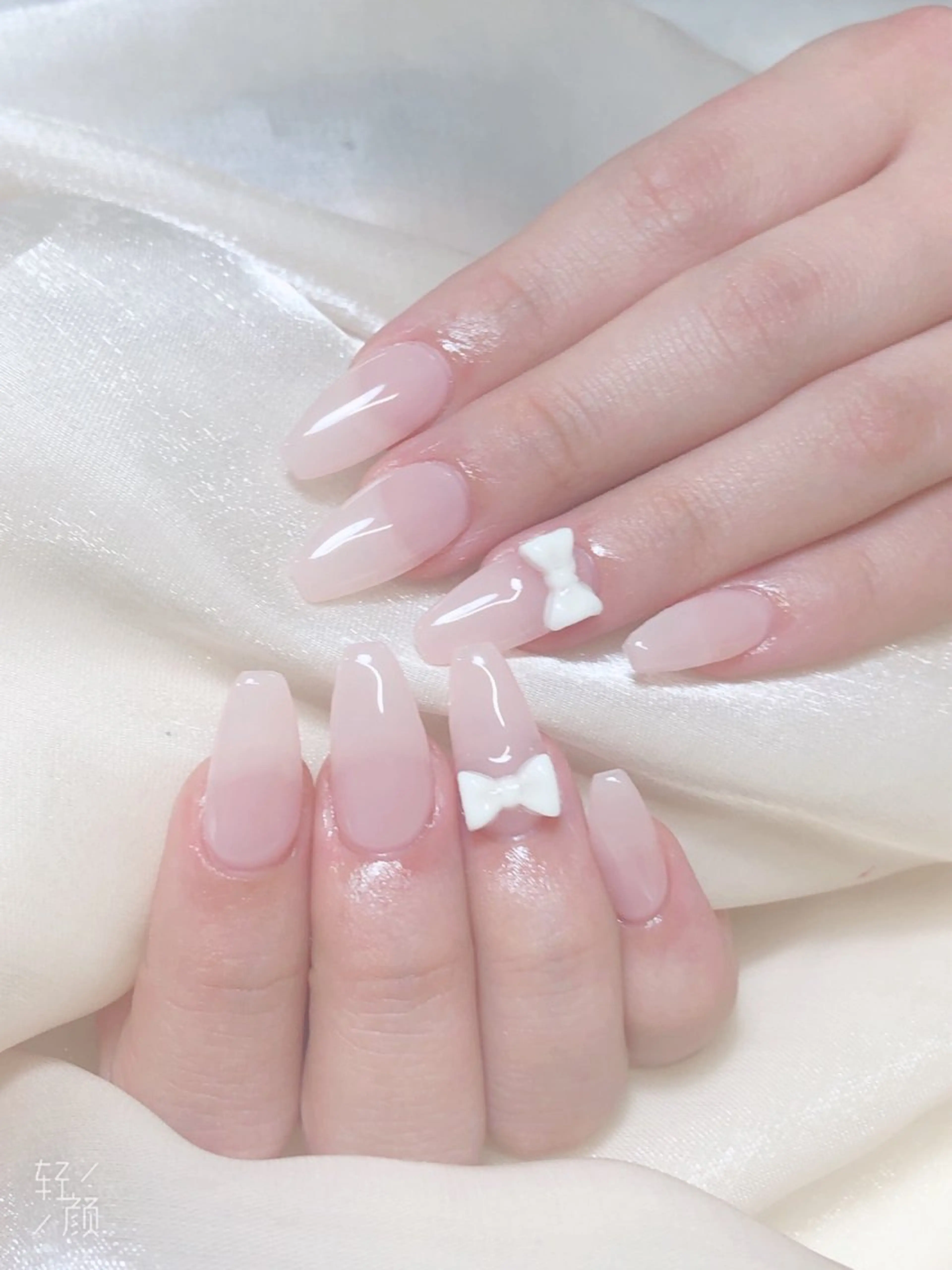 ネイル ハンドネイル LR.ONE ヨウのネイルデザイン