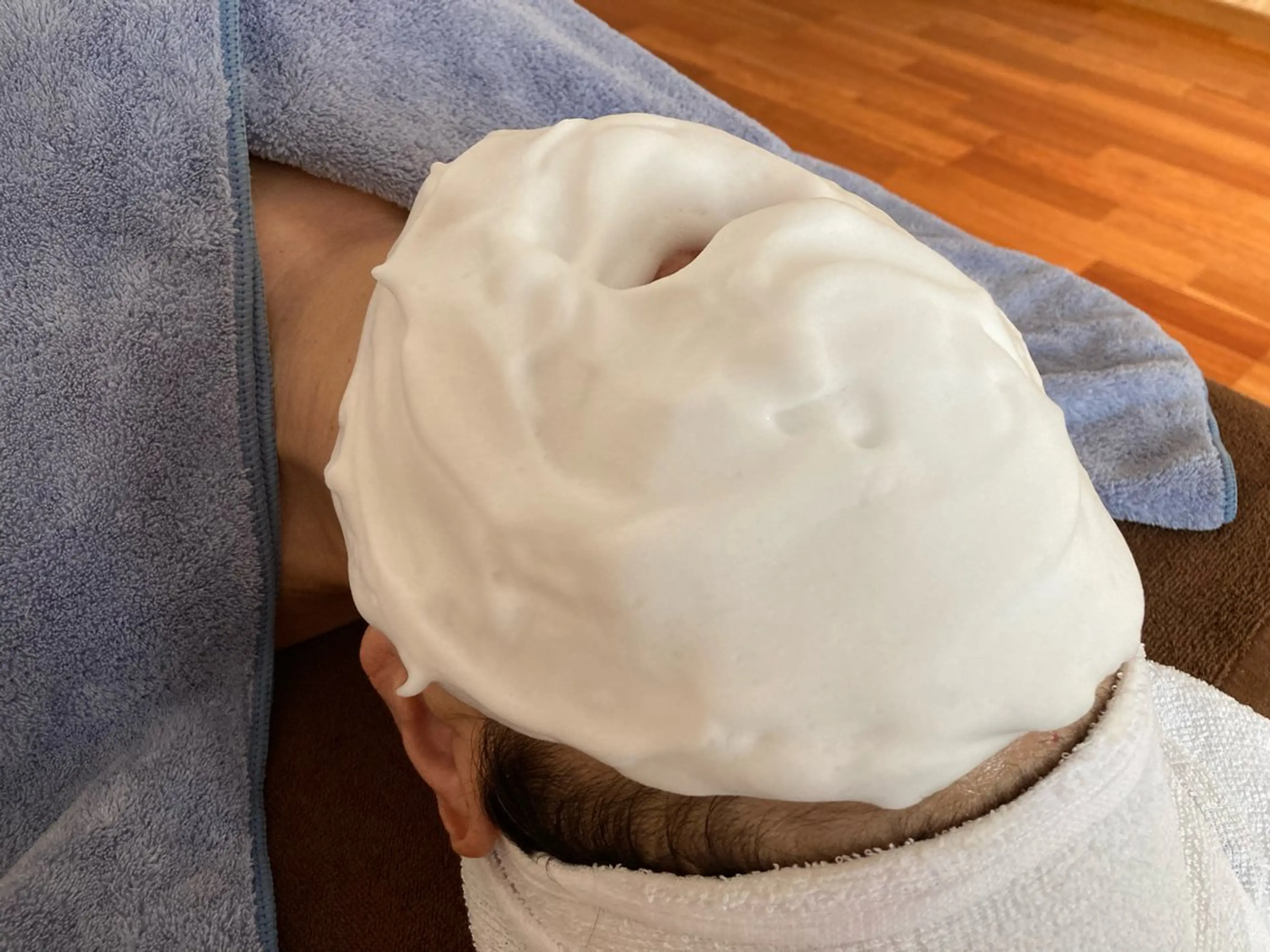 ハリ潤い/小顔も叶っちゃうエステ/全身が巡るハンド、フット、ヘッド付きの写真