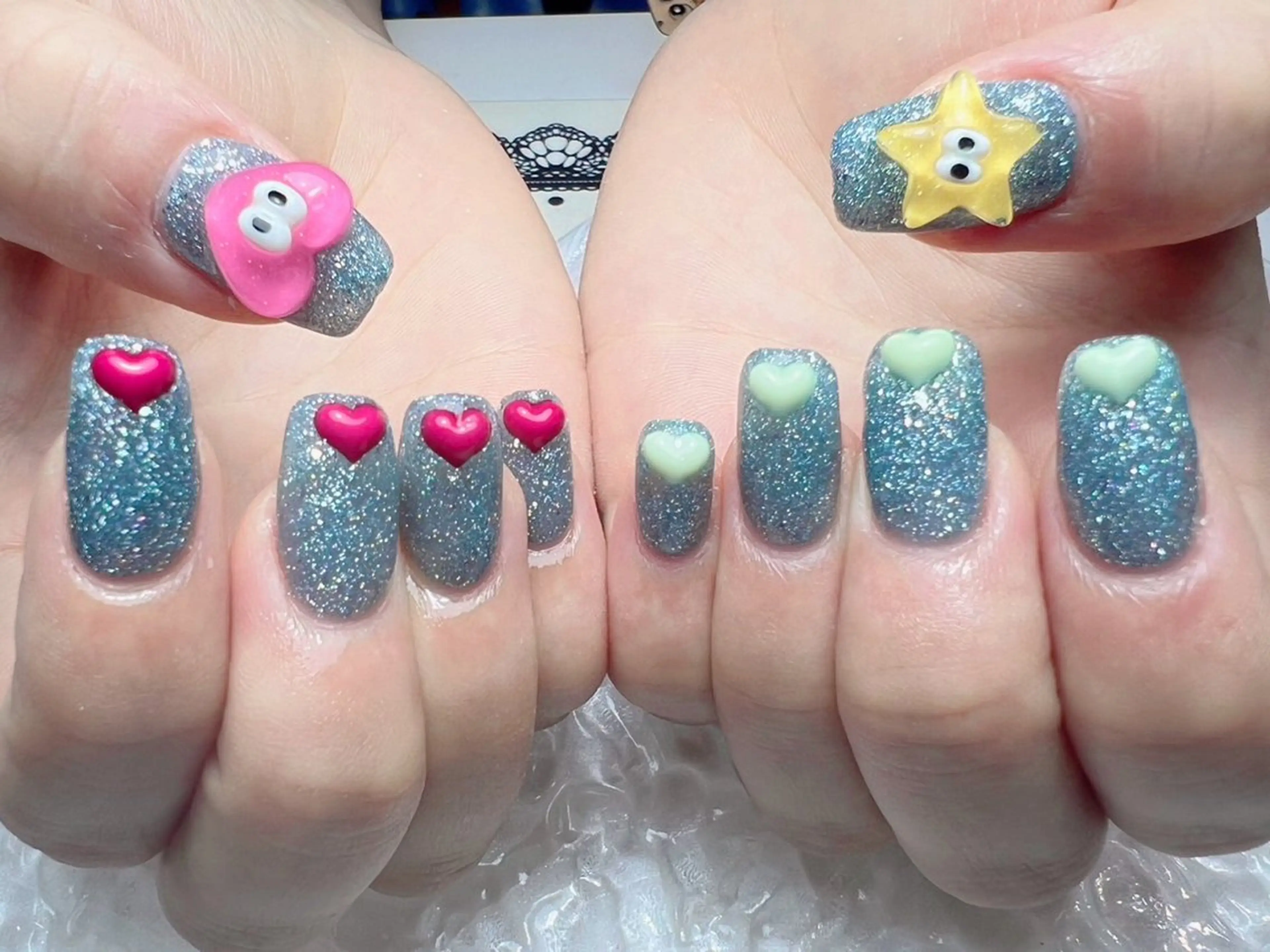 ネイル ハンドネイル マジックミラー所属・マジック ミラーのネイルデザイン