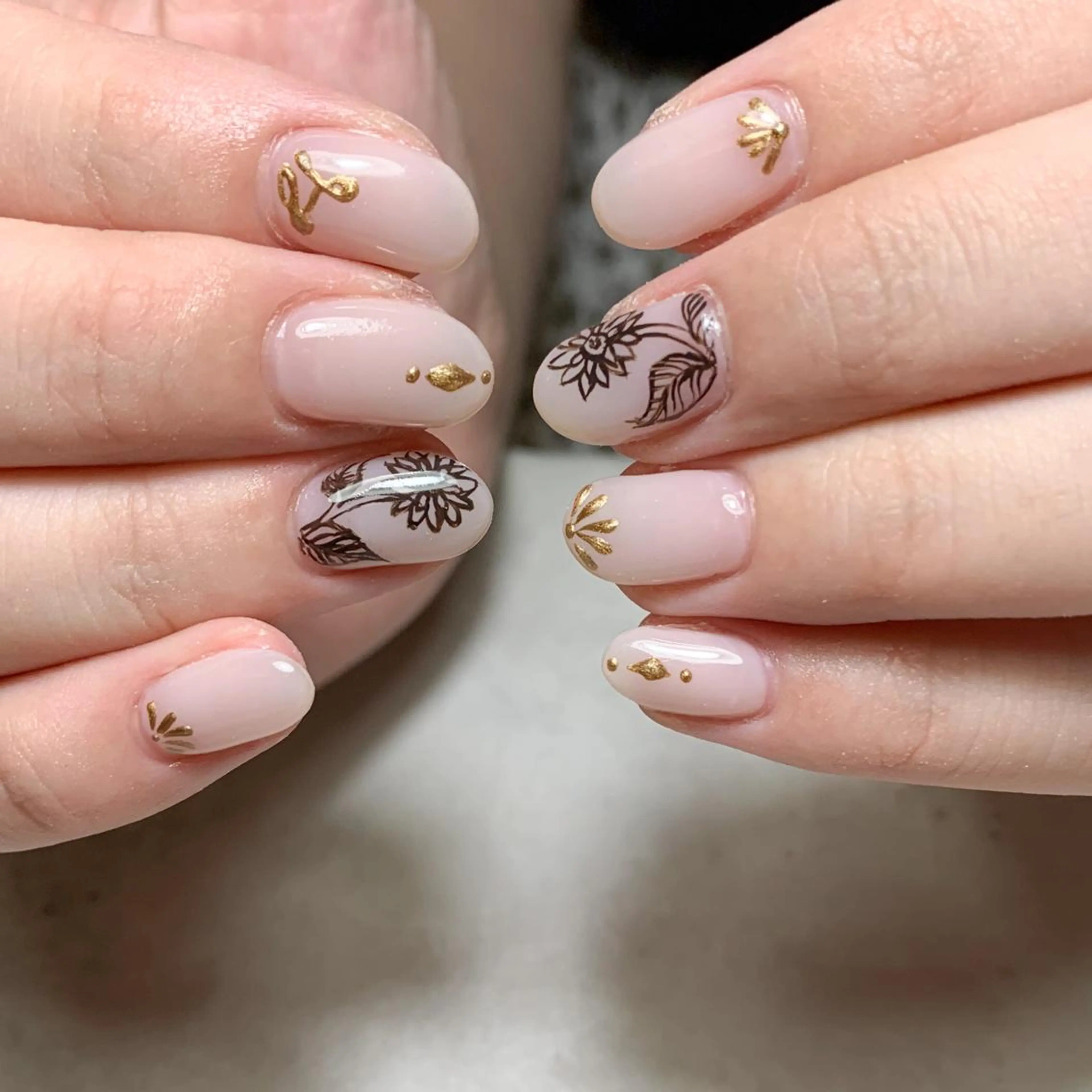 ネイル atelier　FIORITURA所属・FIORITURA aiのネイルデザイン