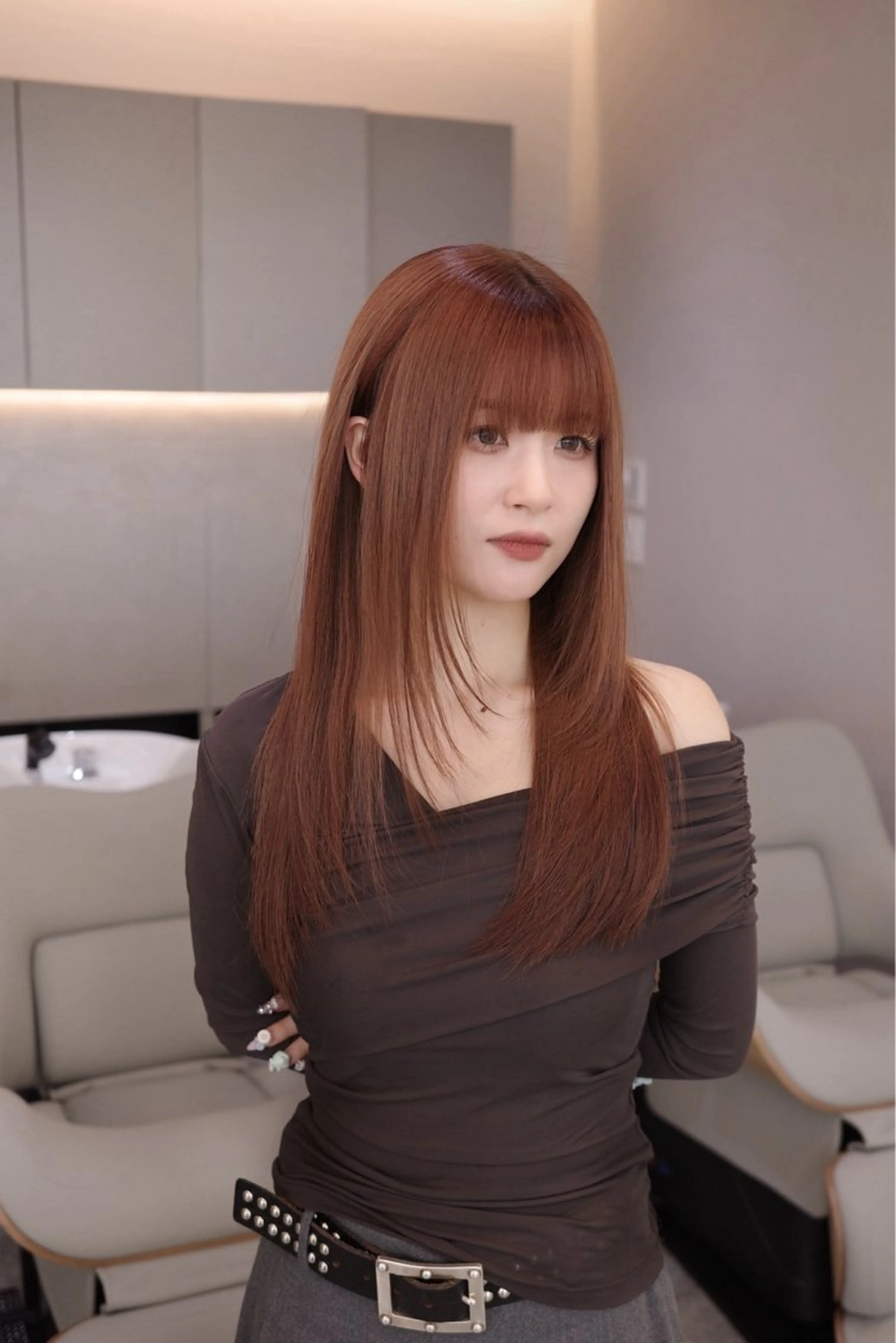 ロング カラー ブラウンカラー 透明感カラー ナチュラルブラウン ロング ボブ COA GINZA 佐藤壮真のヘアスタイル