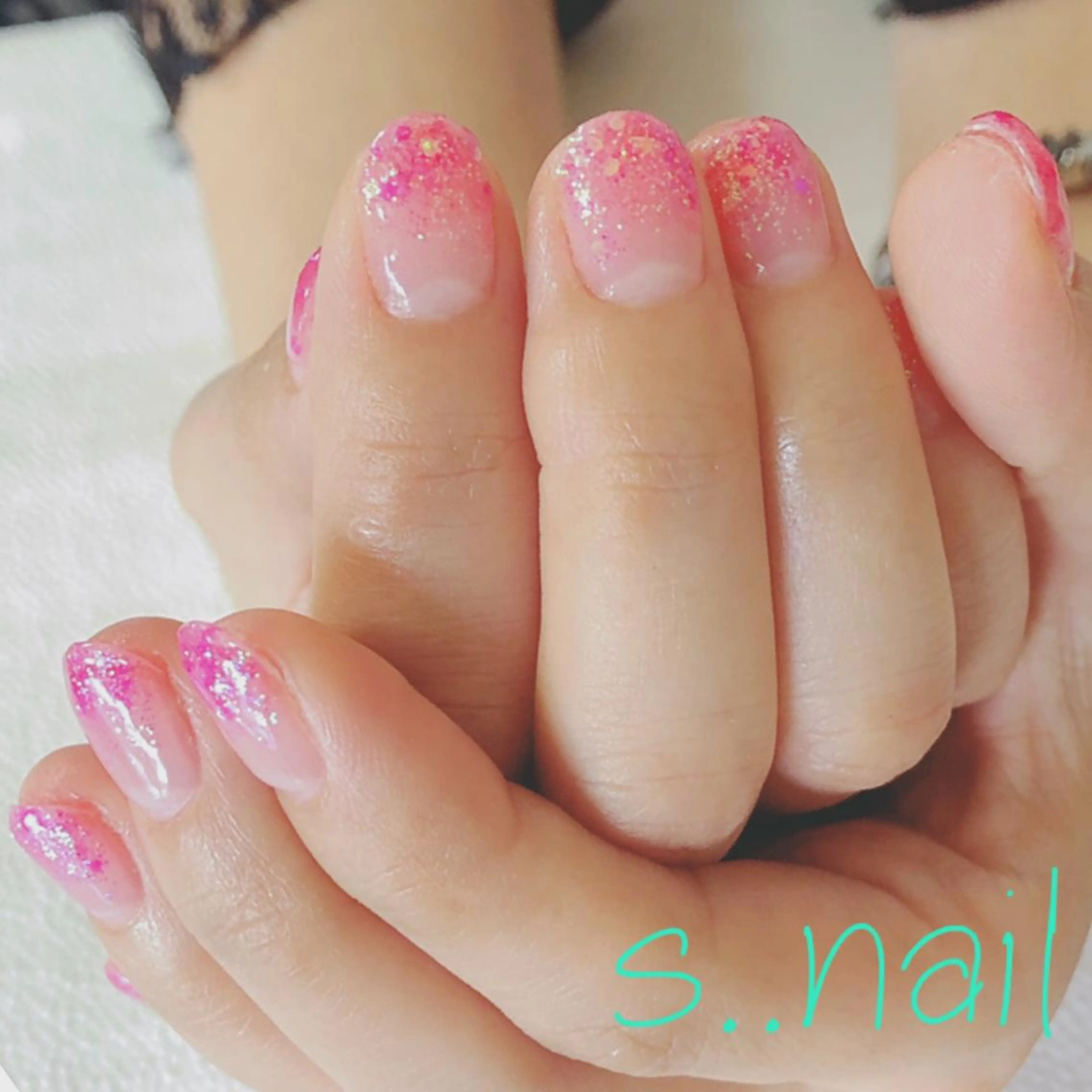 ネイル ラメ(グリッター) ピンク s..nail / MORITAのネイルデザイン