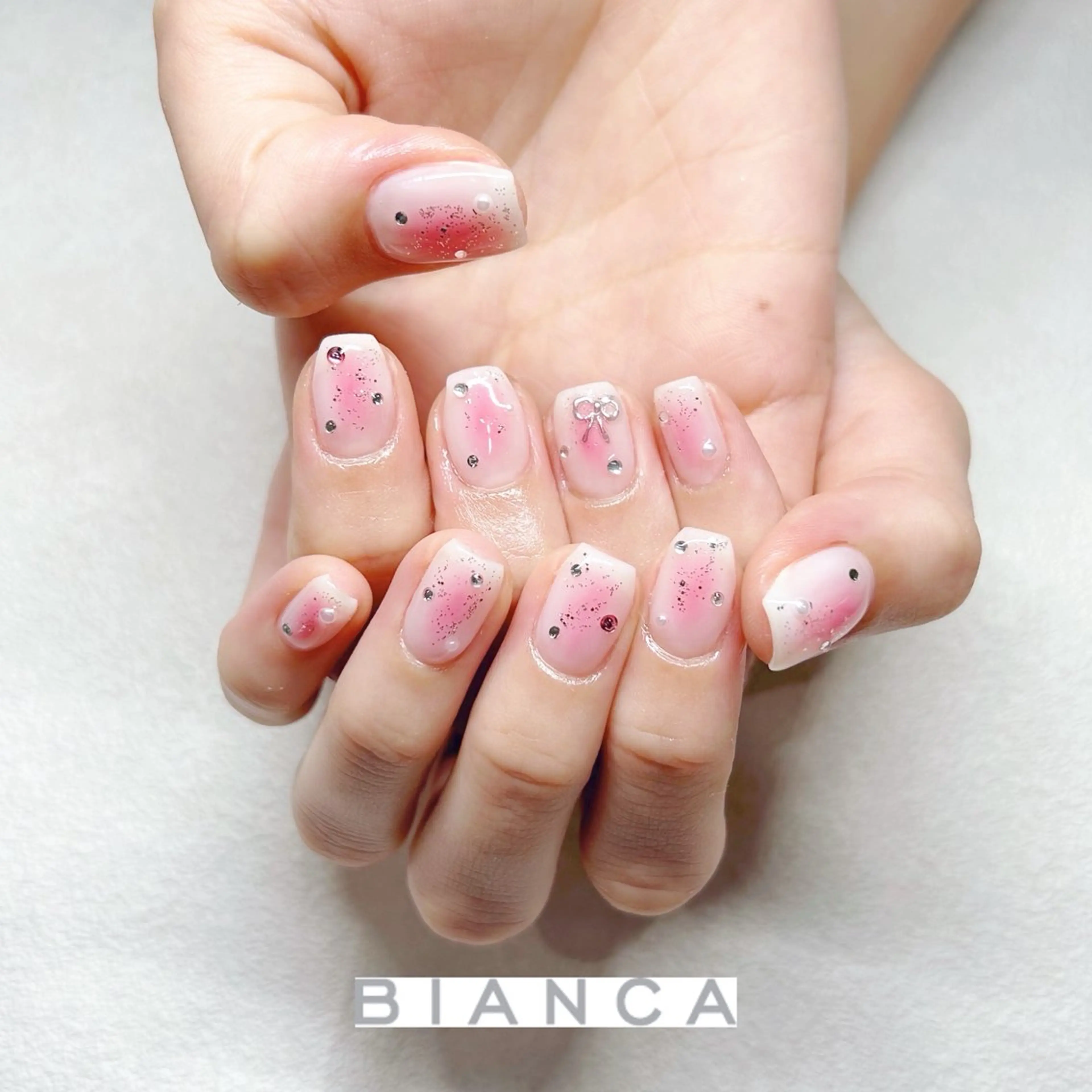 ネイル Bianca ABEのネイルデザイン