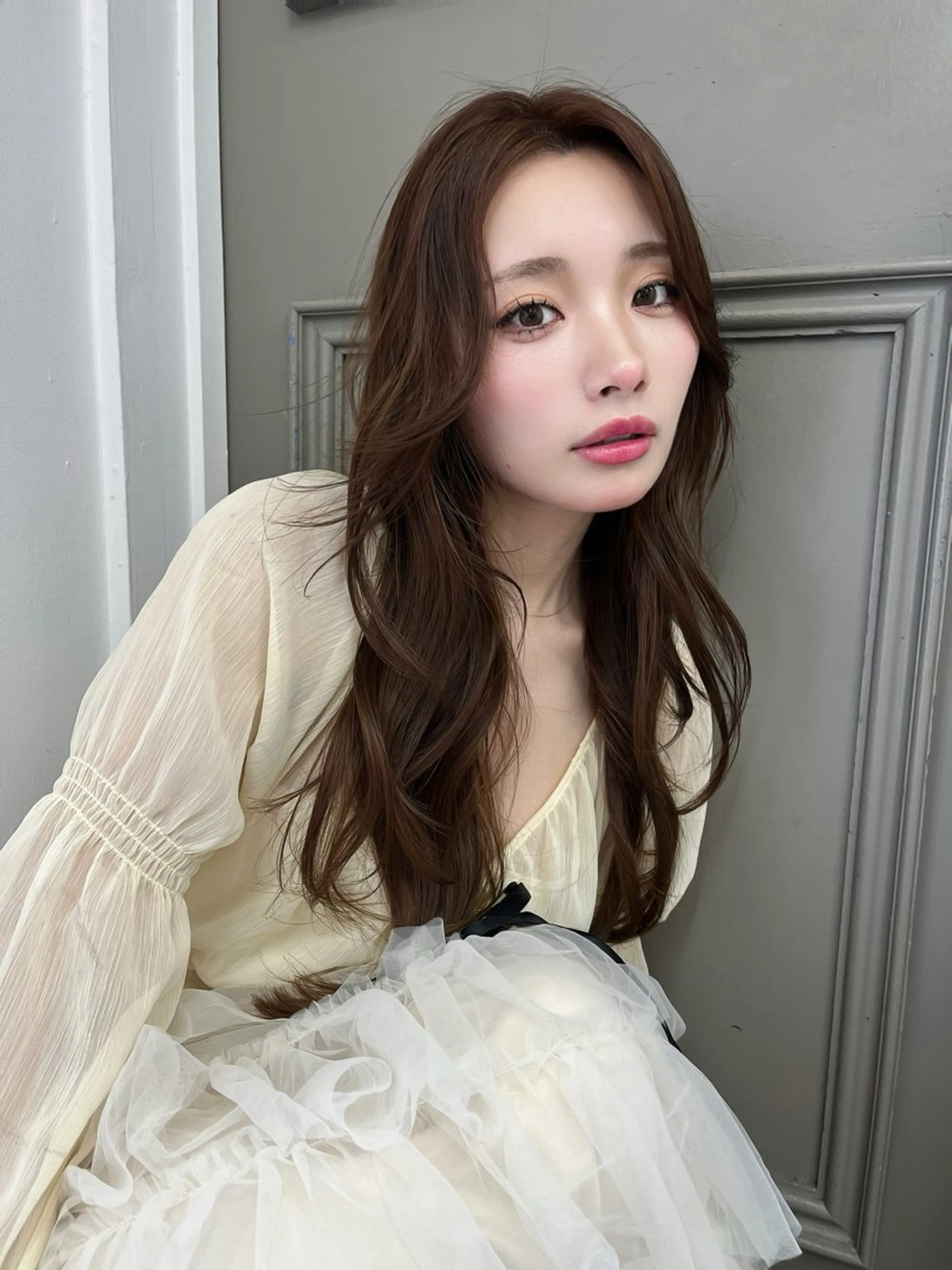 ロング カラー ベージュカラー オリーブベージュ レイヤーカット Beleza shibuya所属・柏木 理那のヘアスタイル