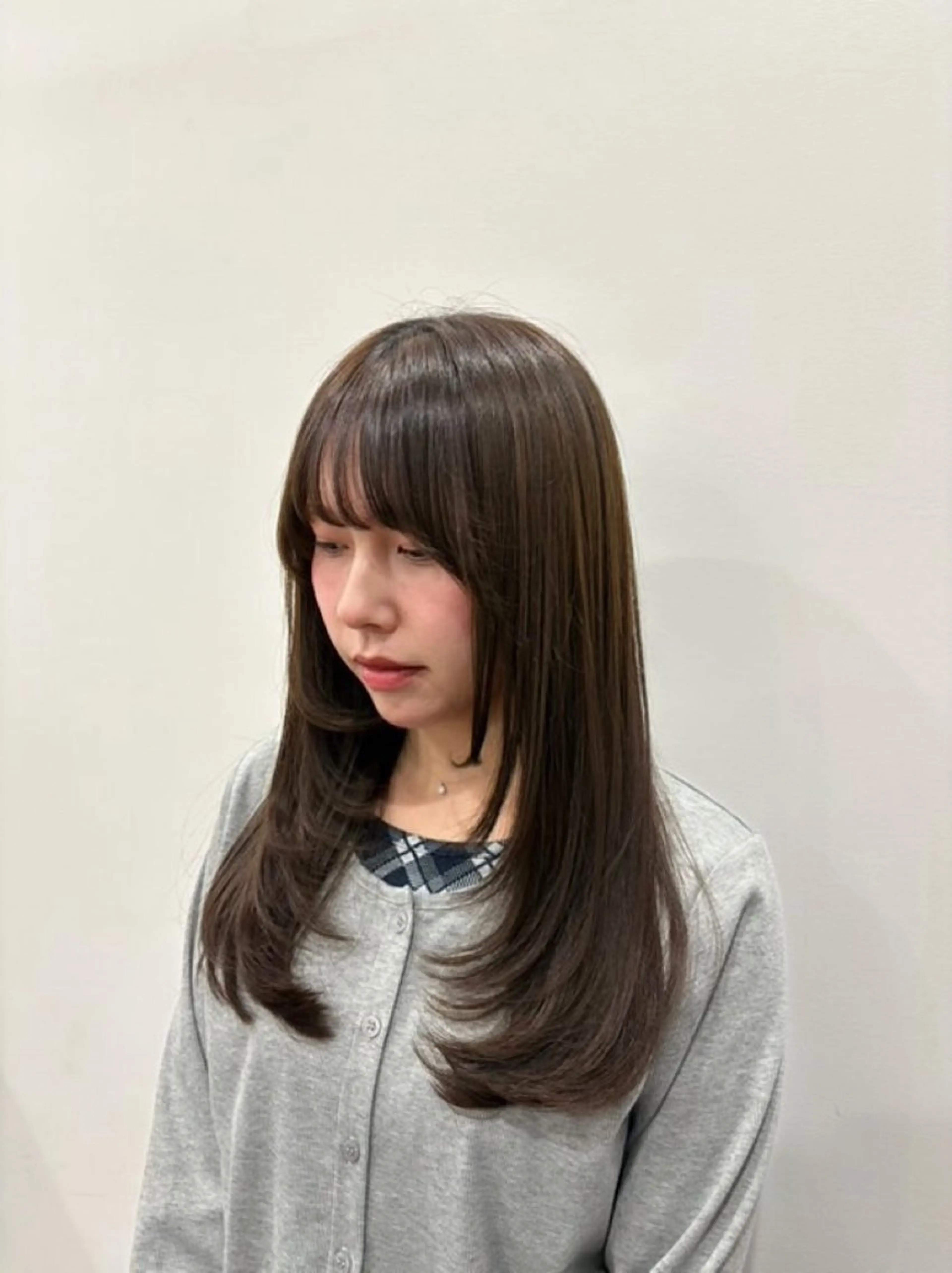 レイヤーカット(ロングレイヤーなど)の写真