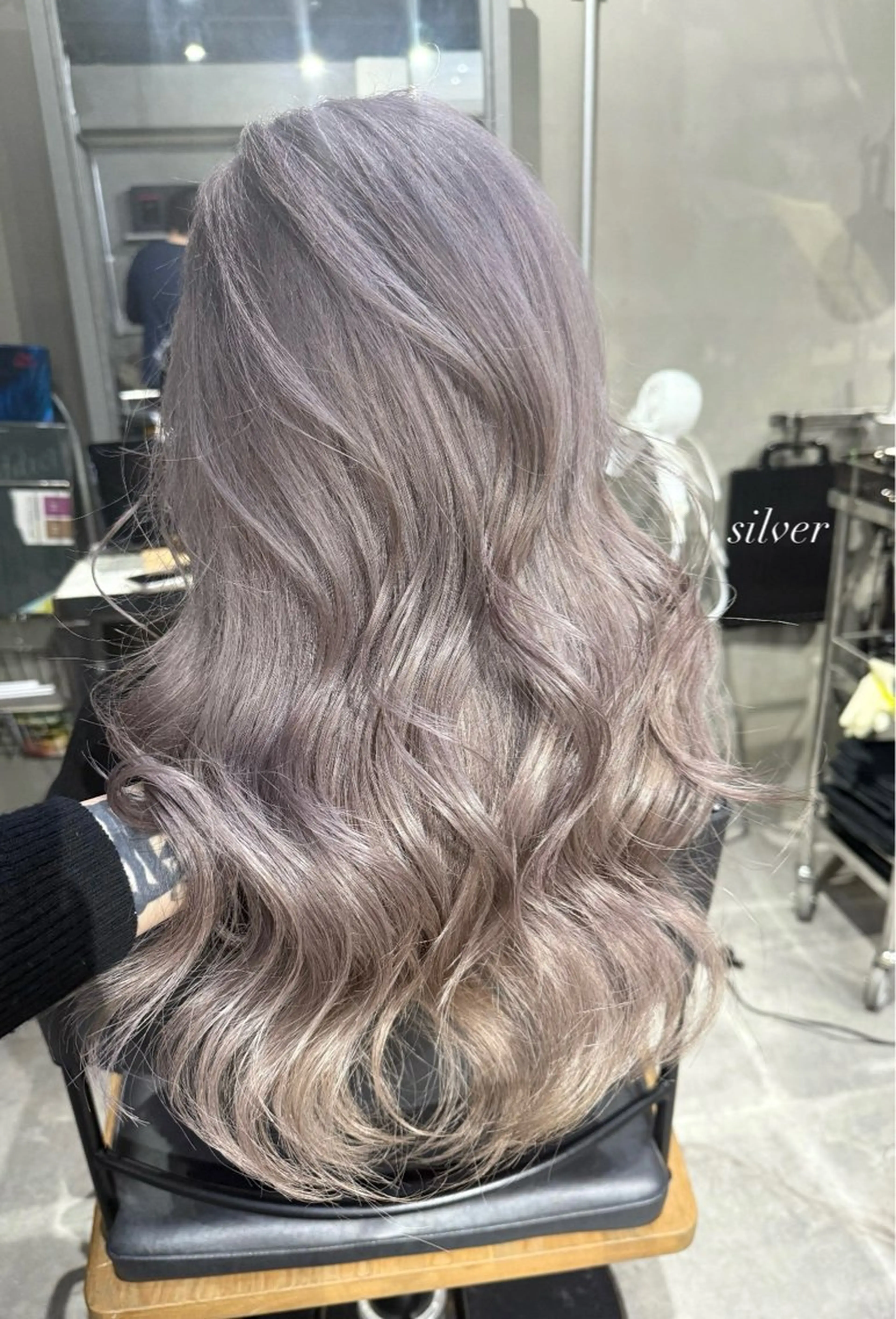 ロング カット ヘアカラー トリートメント LeAng所属・佐伯 桃のヘアスタイル