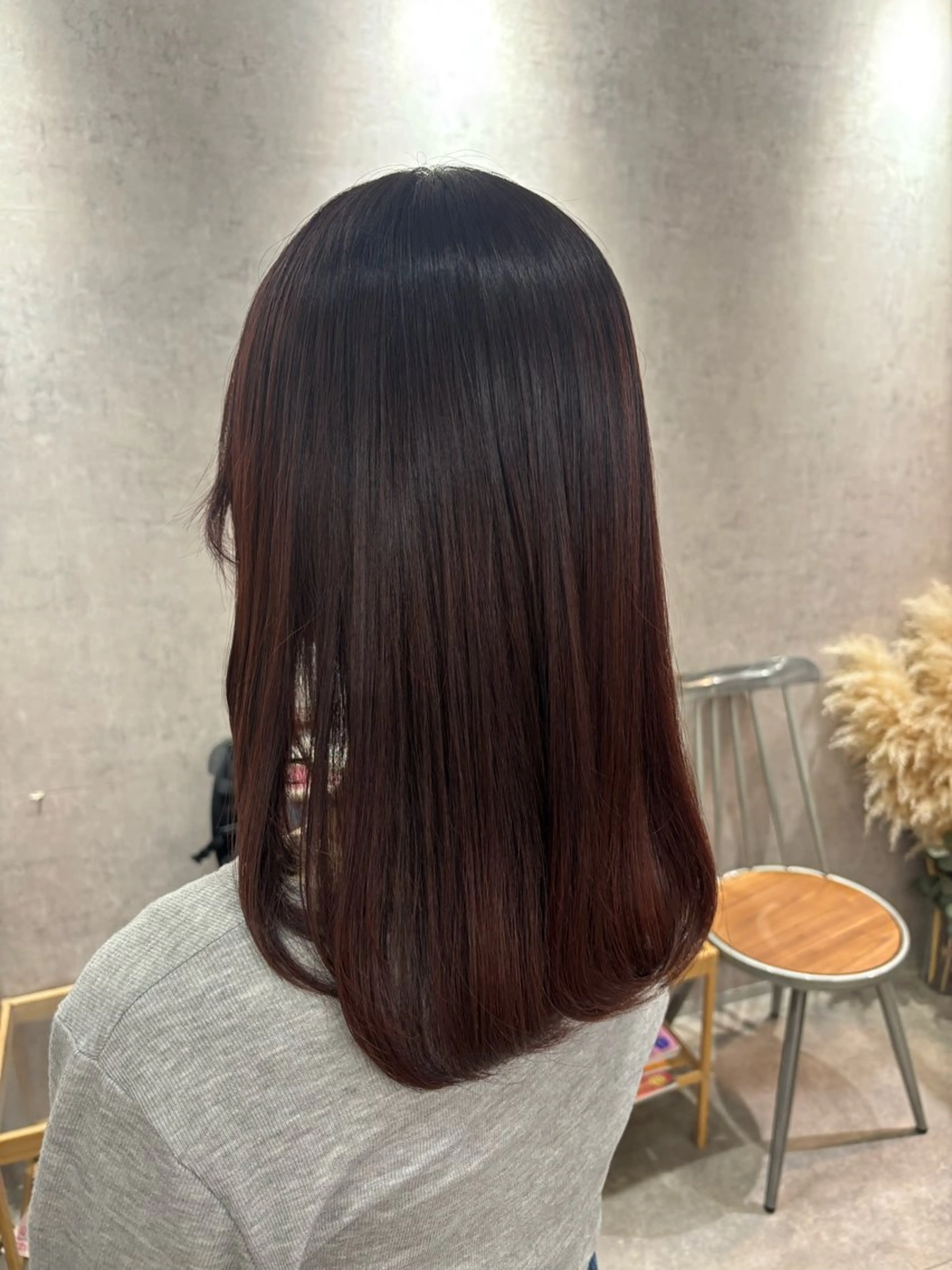 セミロング 顔周りカット レイヤーカット ローレイヤー 小顔カット 石原 望来のヘアスタイル