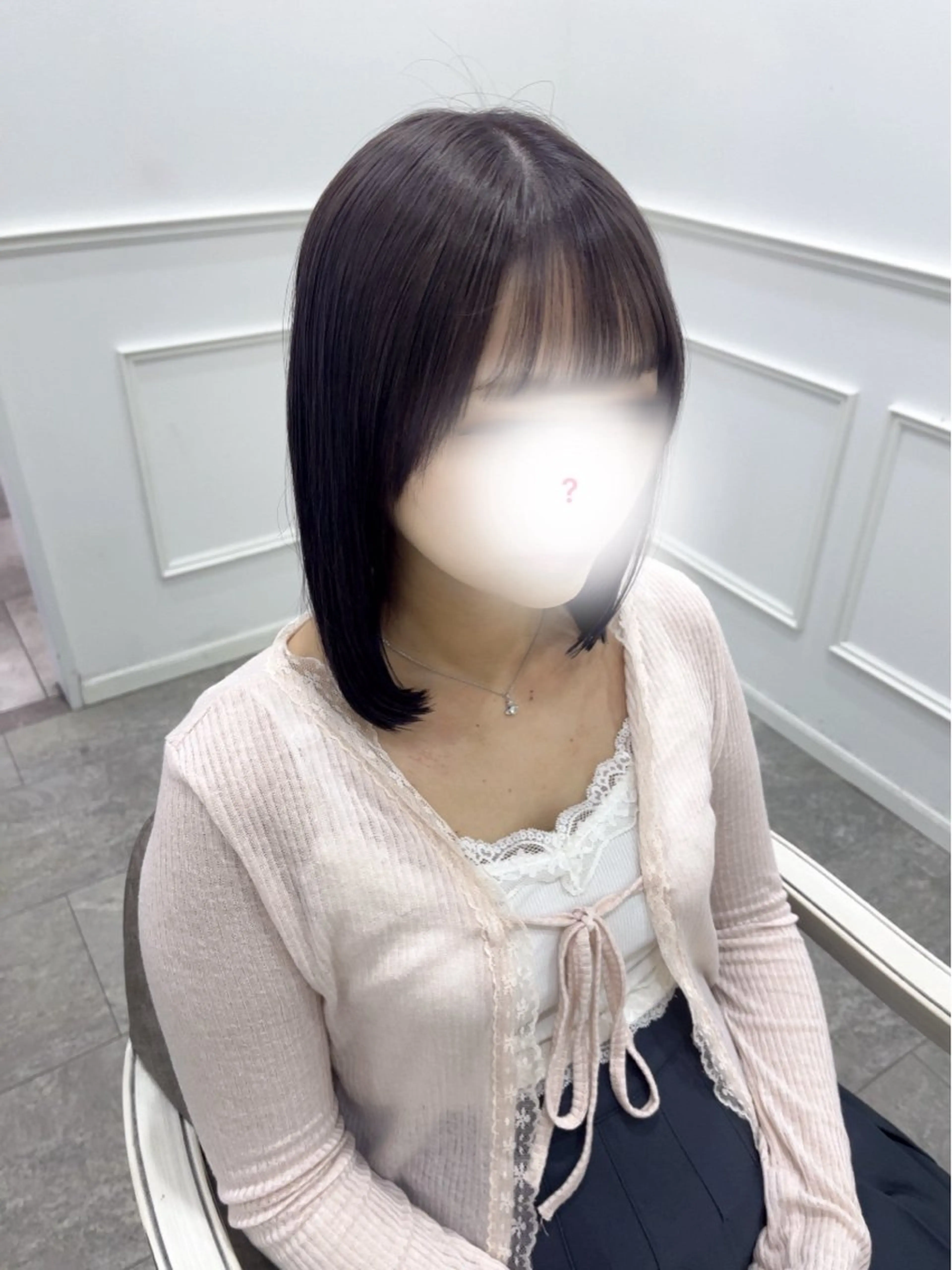 ミディアム カラー 新井 凪のヘアスタイル