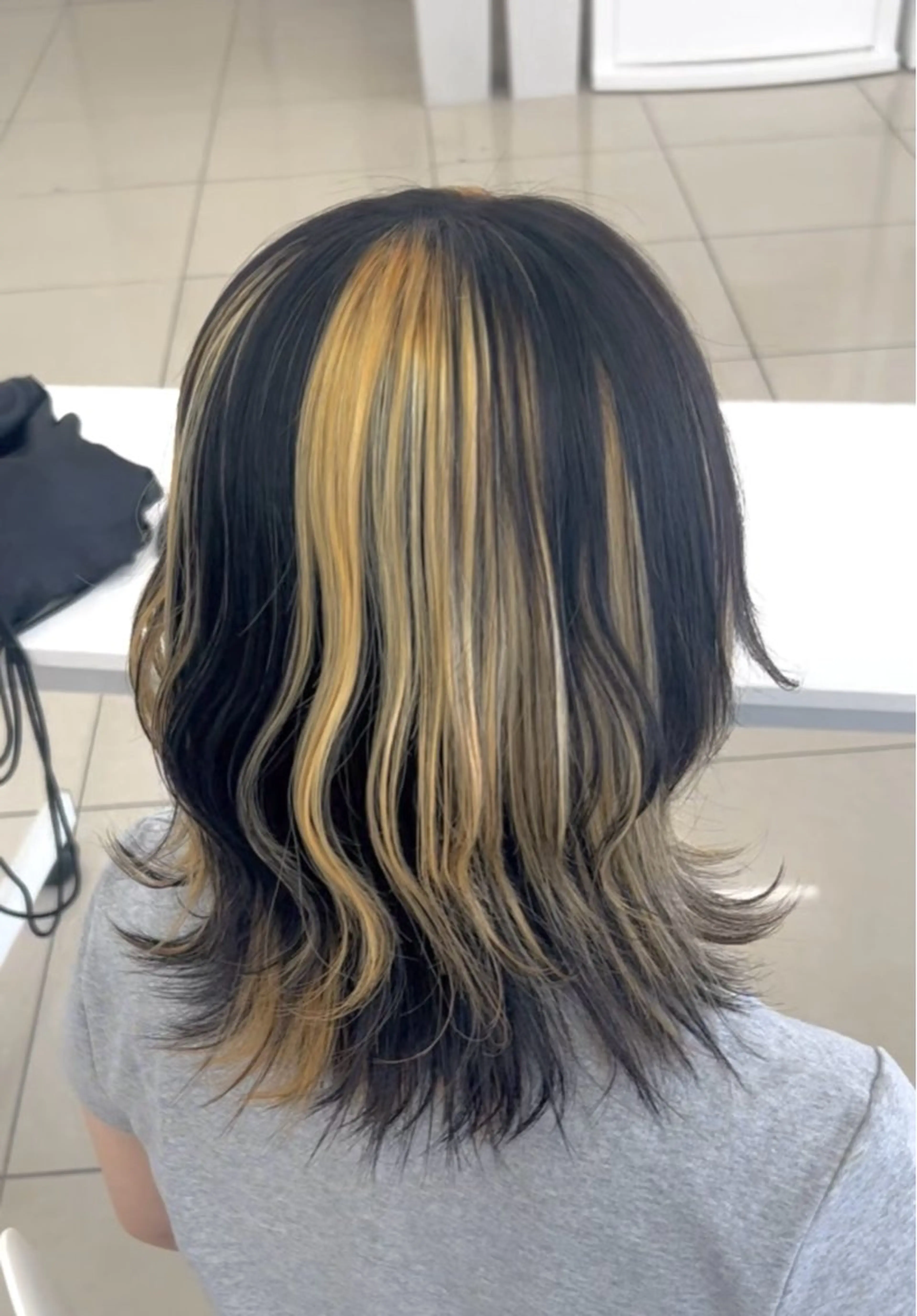 ミディアム ハイトーン、カラー 特化⟡.·すわ☁️のヘアスタイル