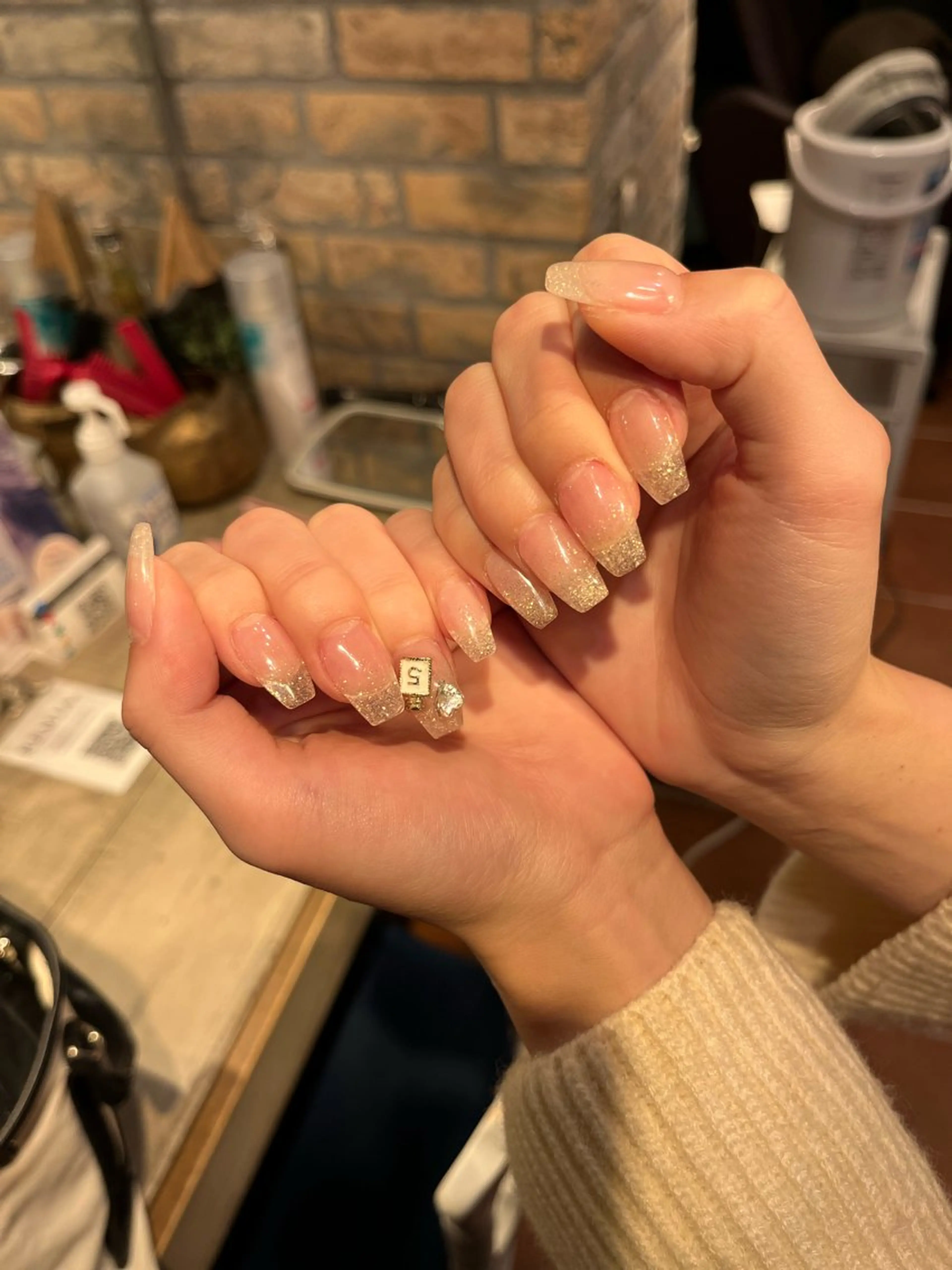 ネイル アートネイル オフィスネイル ワンカラーネイル ショートネイル ネイルサロン　リリーブランシュ所属・森 瑞紀のネイルデザイン