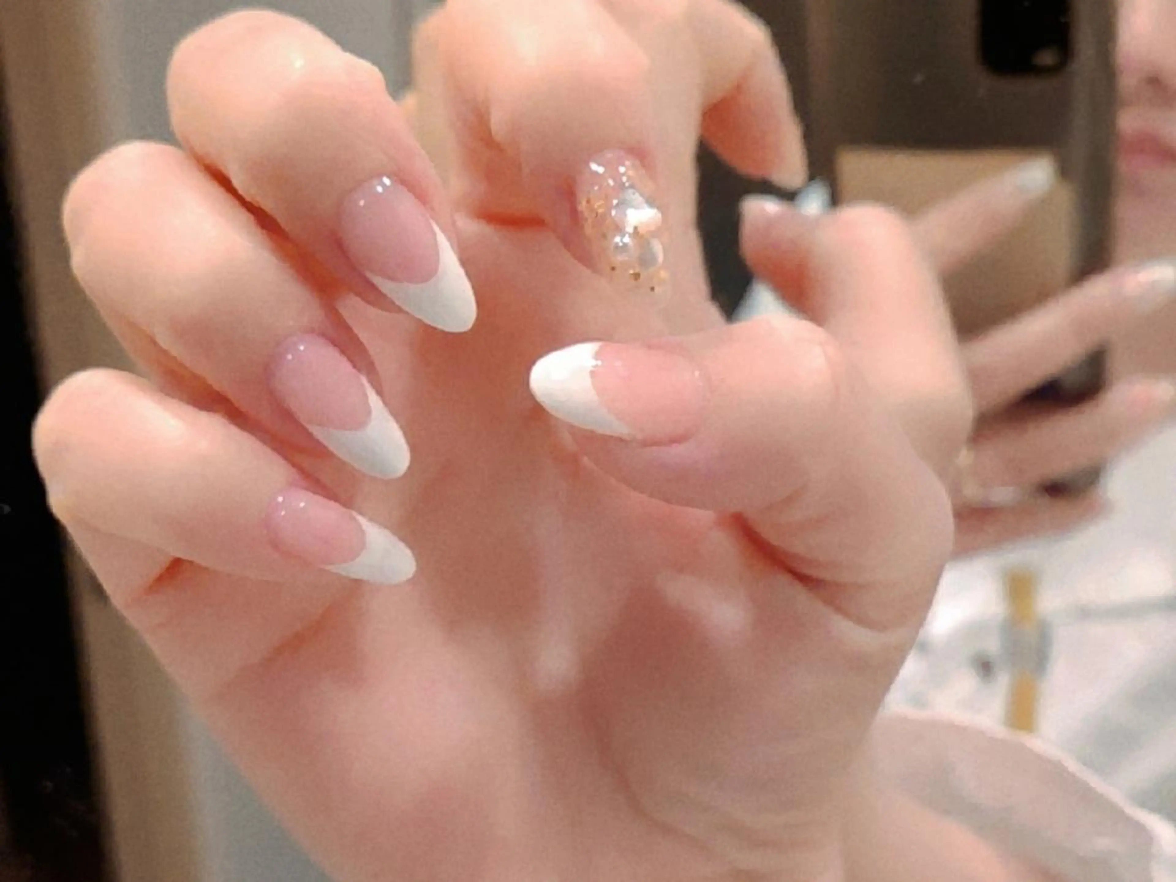 ネイル ハンドネイル E·U·B ネイル所属・横浜市中区曙町 E·U·Bネイルのネイルデザイン