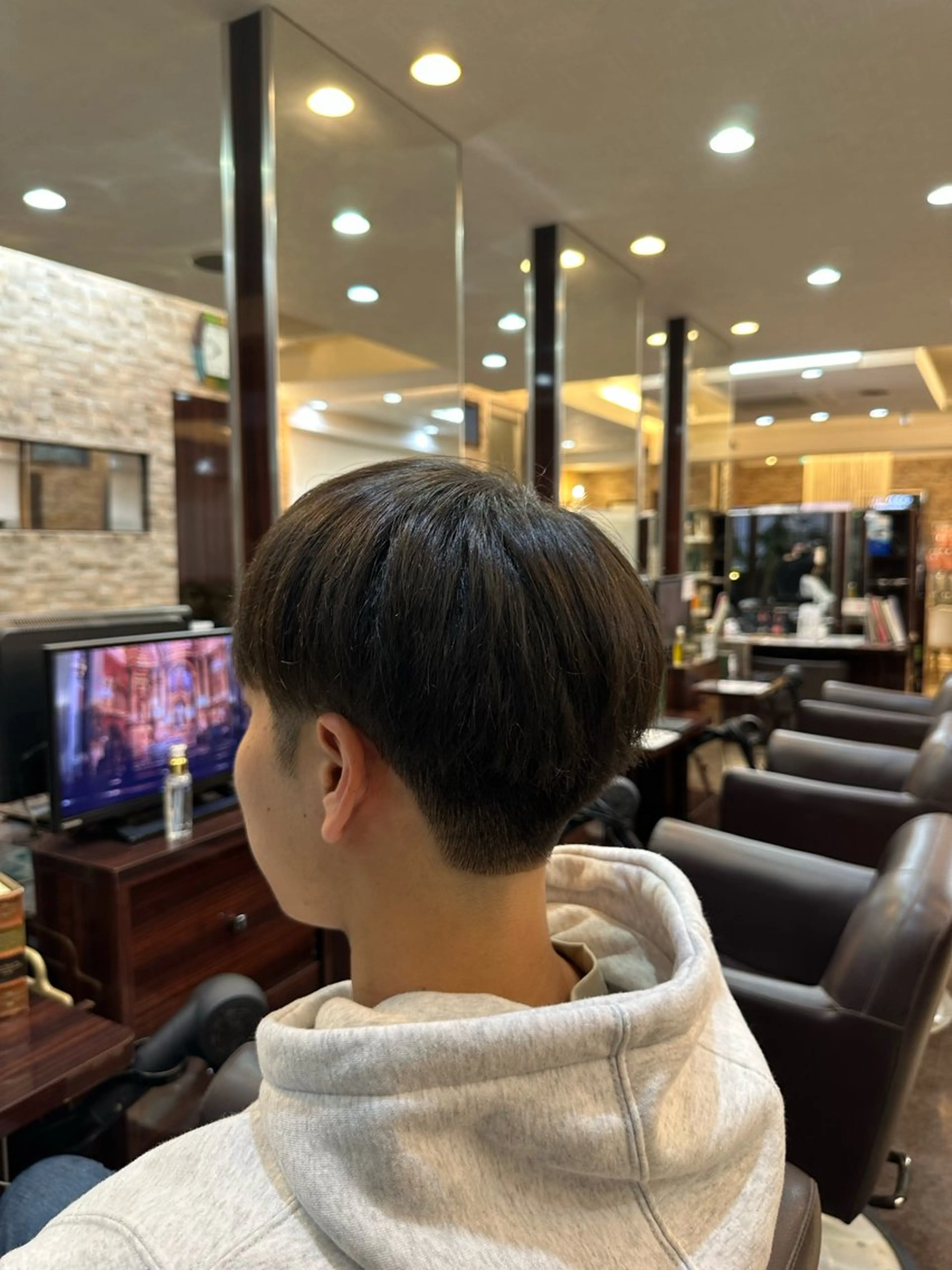 メンズ センターパート メンズ韓国風 韓国マッシュ マッシュウルフ マッシュ 縮毛矯正&髪質改善/ きょうの🐺のヘアスタイル