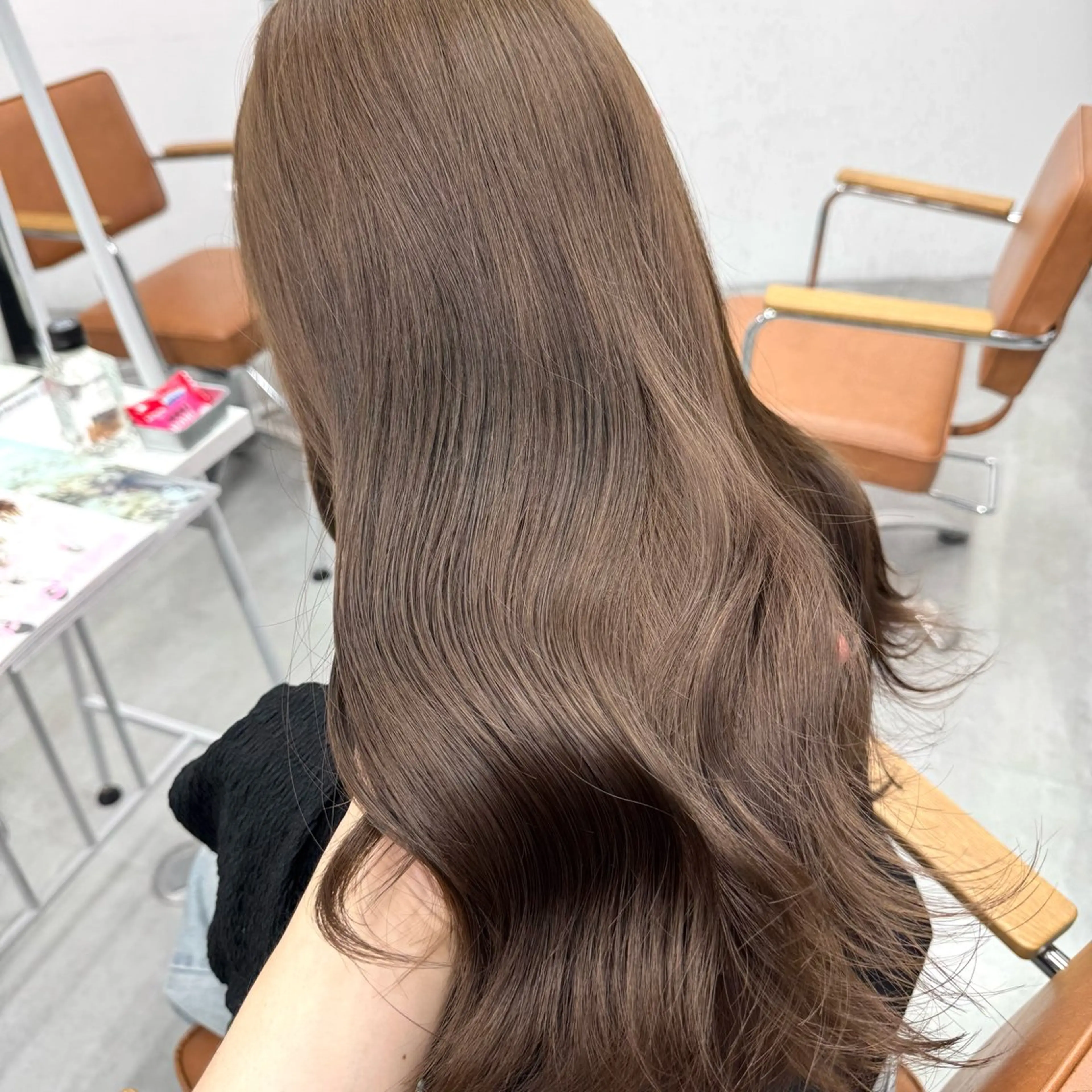 ロング カラー ヘアアレンジ ブリーチなしカラー /ベージュ/安形翔のヘアスタイル