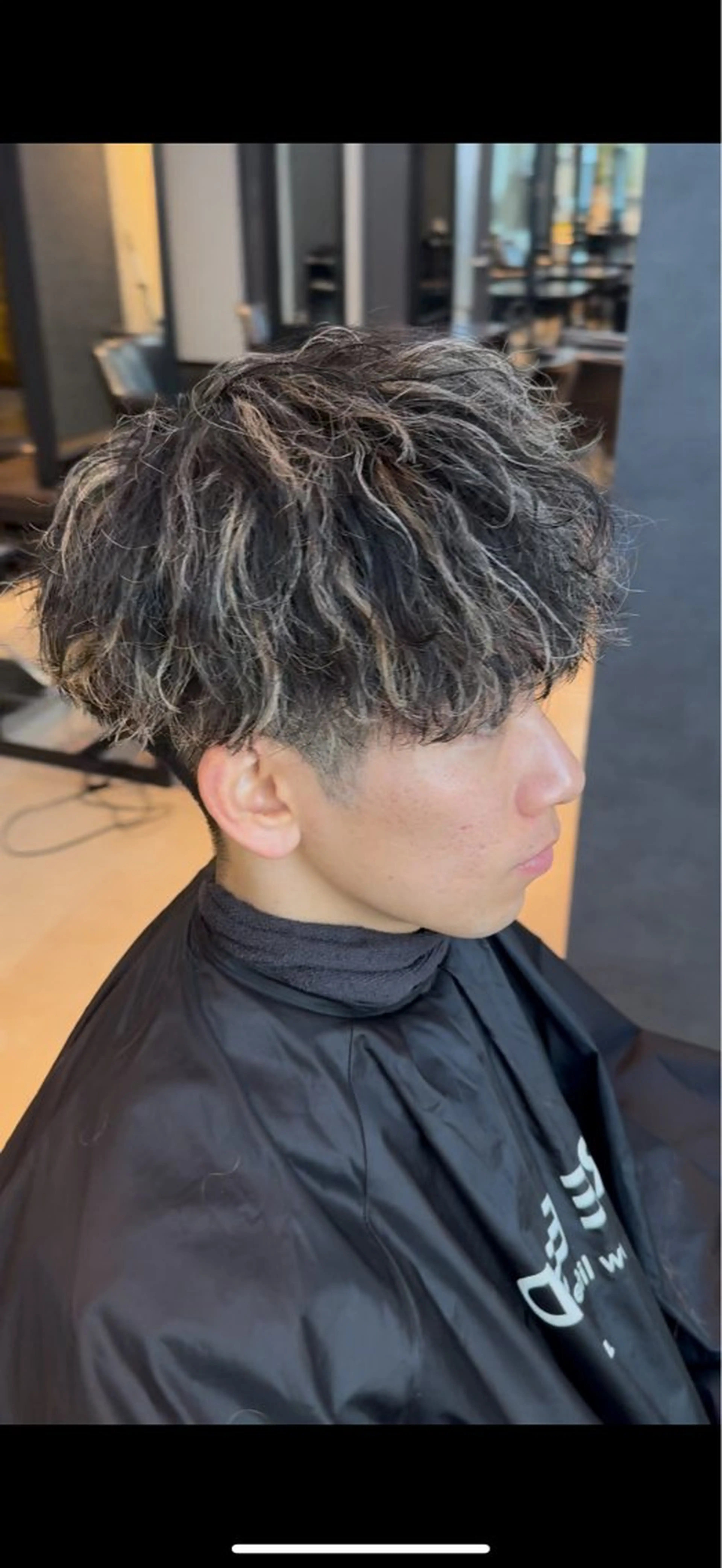 パーマ メンズ メンズハイライト メンズパーマ ツイストスパイラルパーマ スパイラルパーマ パーマ メンズヘア 星野 拓海のヘアスタイル