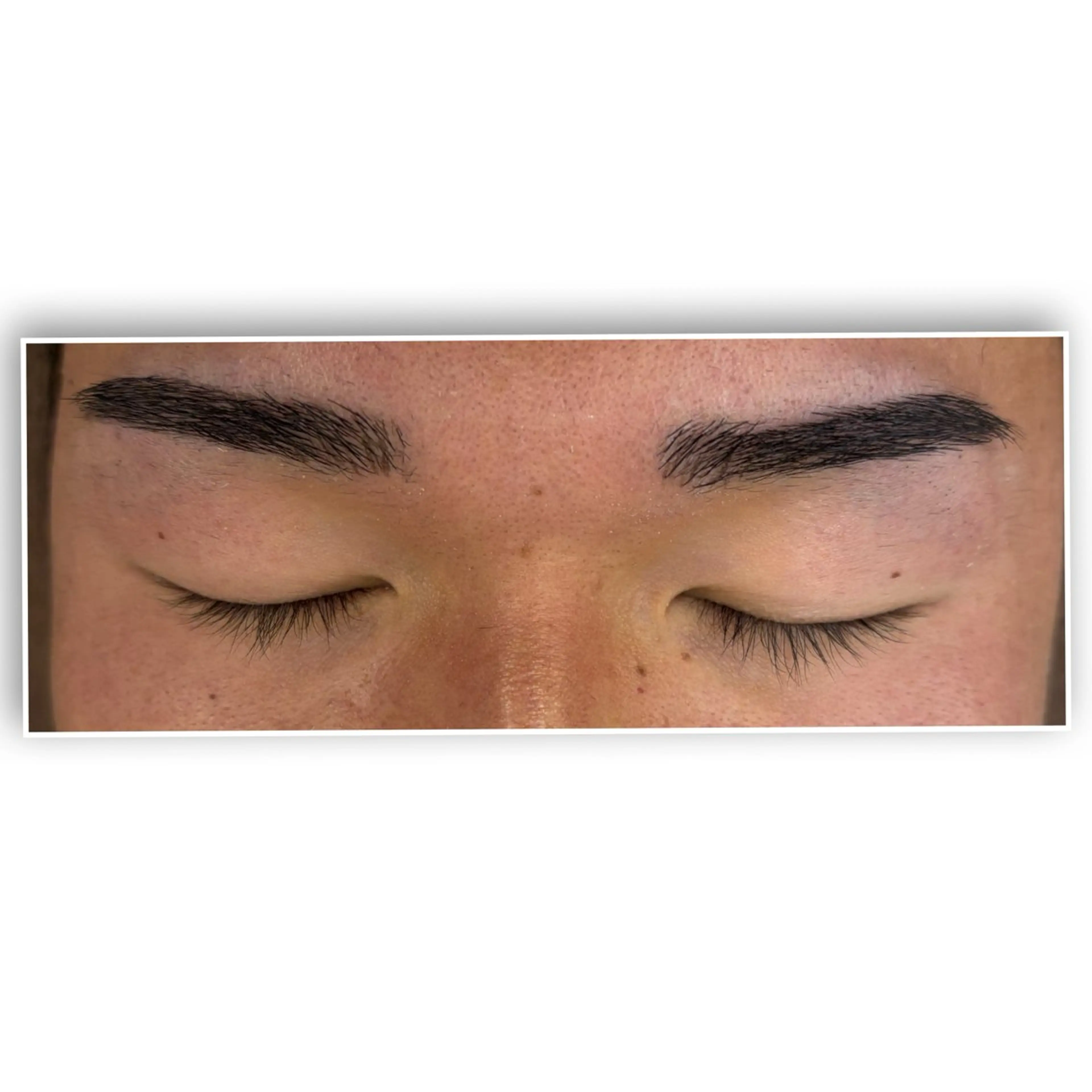 アイブロウ ココラッシュ上野御徒町店所属・y.e cocoのマツエク・マツパデザイン